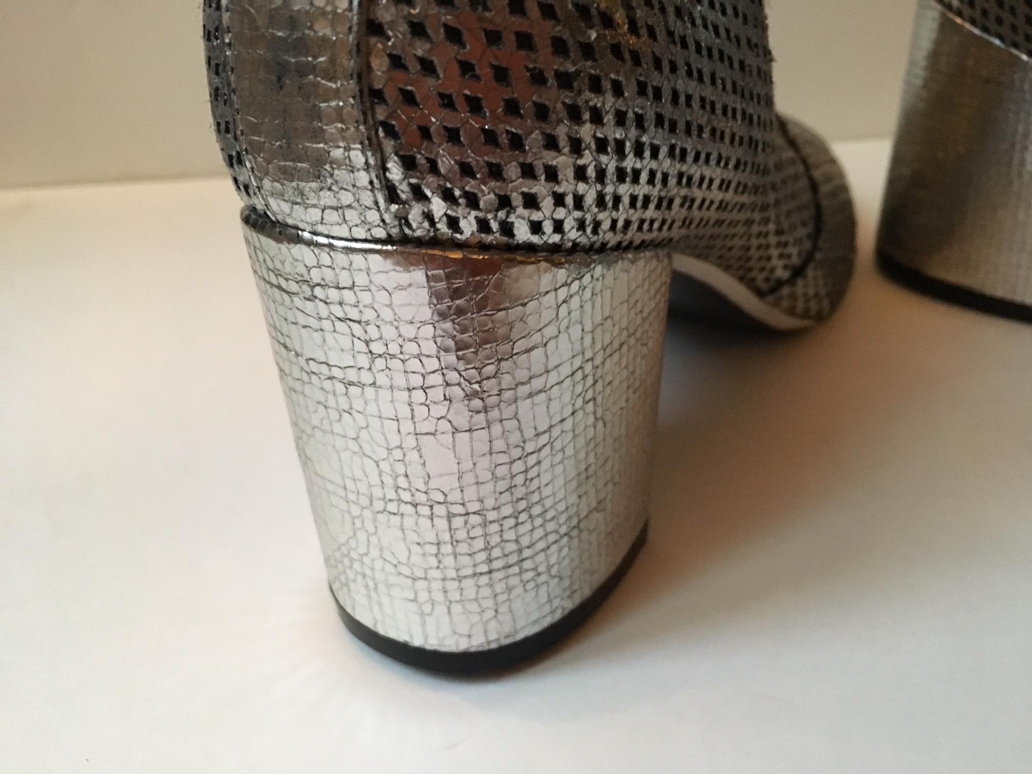 Women's Chanel Silver net Leather laced  Boots 