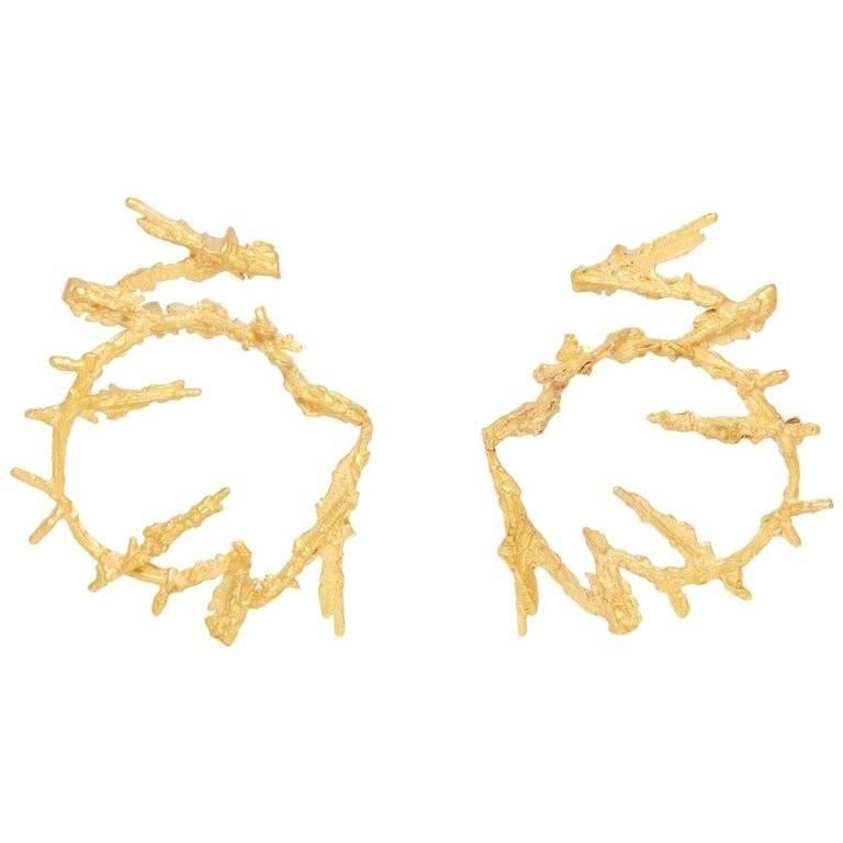 Loveness Lee - Maze - Natural Textured Gold Hoop Earrings For Sale