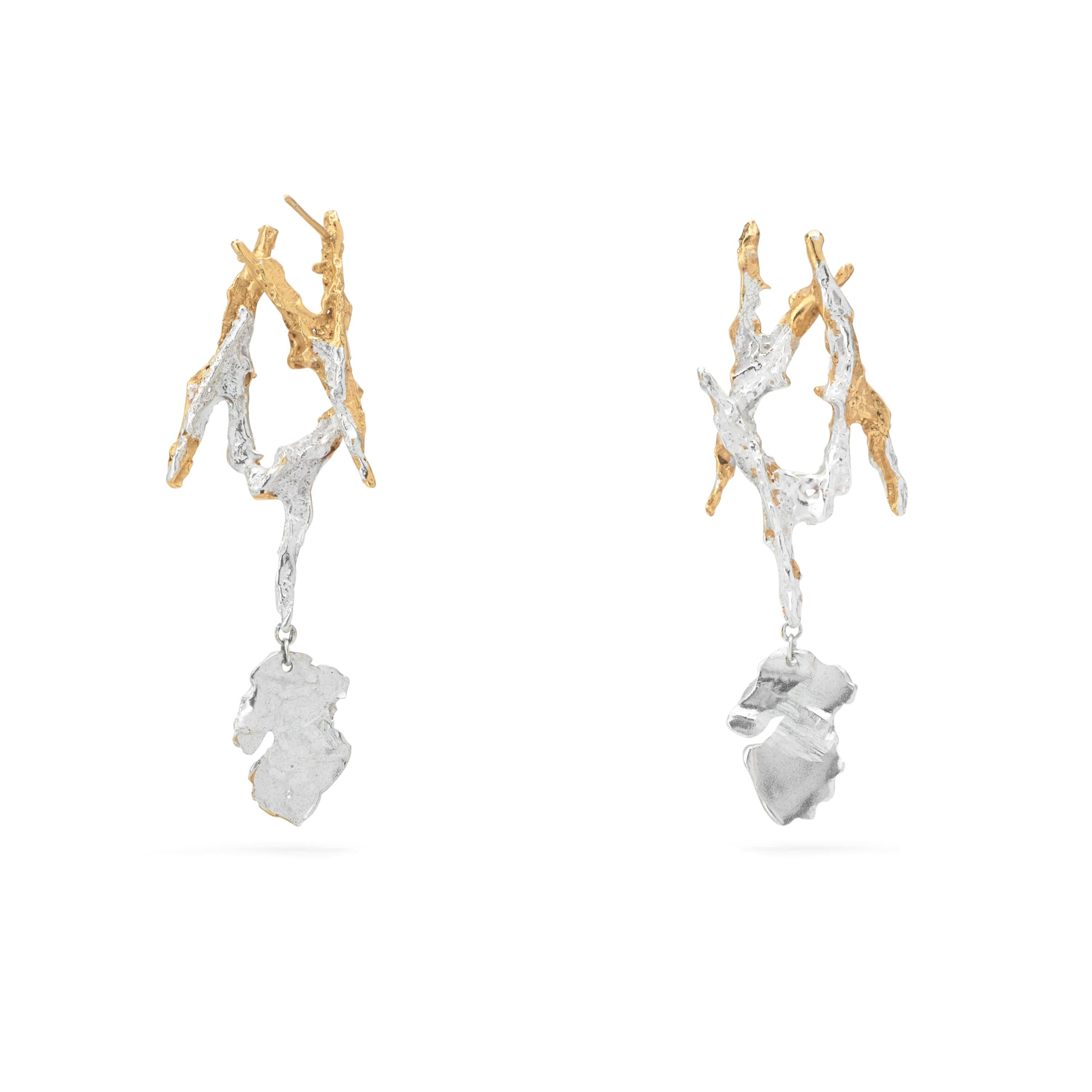 These earrings take their name from a Turkish word meaning ‘belonging to the moon’. Believed by some to wield influence over everything from ocean tides to fertility, the moon is a potent symbol of the alluring, magical power of night. These
