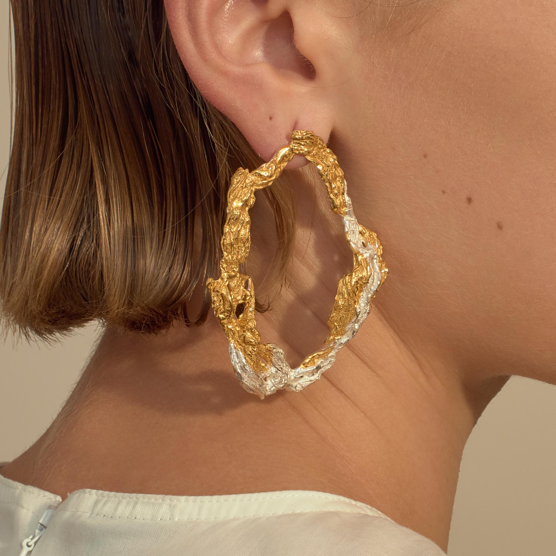 Loveness Lee - Dzovag - Natural Textured Gold and Silver Hoop Earrings In New Condition For Sale In London, GB