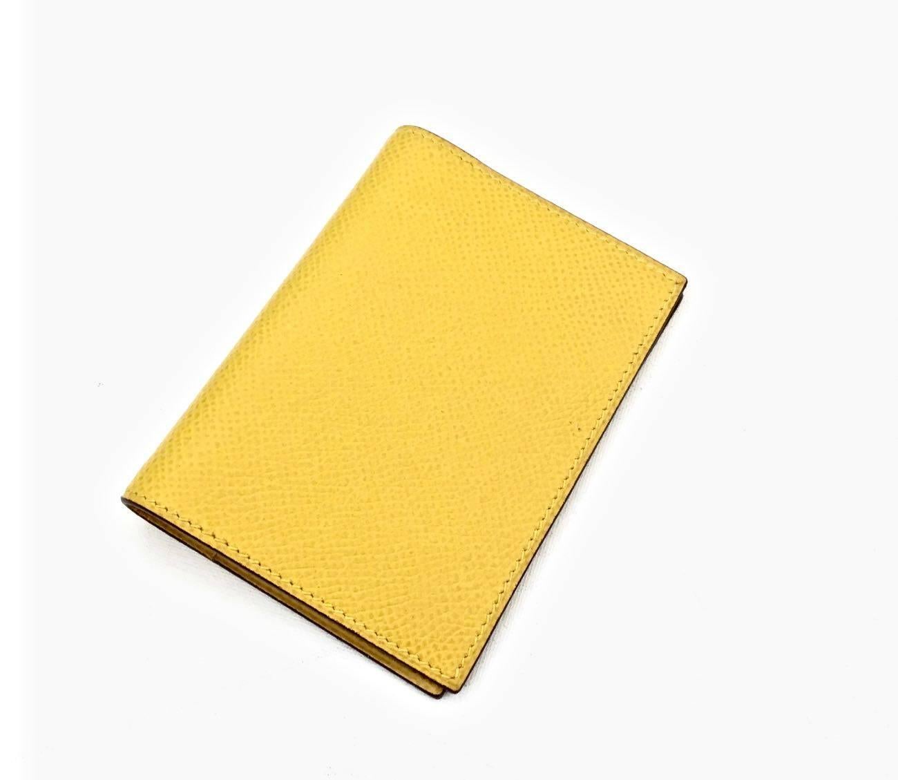 Agenda PM Notebook Cover
Soleil Epsom Leather 
Excellent Condition.
Year of production 1998 
Inside embossed blind stamp 'B' in a square.  
Dimensions 7.00 cm x 2.00 cm x 10.00 cm
Made in France