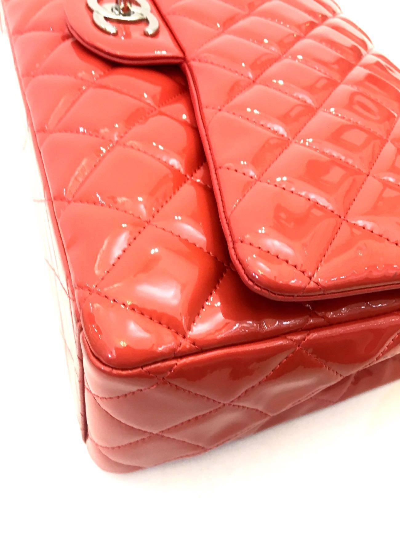 Chanel Bag Maxi Jumbo Coral Vernis Leather, 2012 In Good Condition In Milan, IT