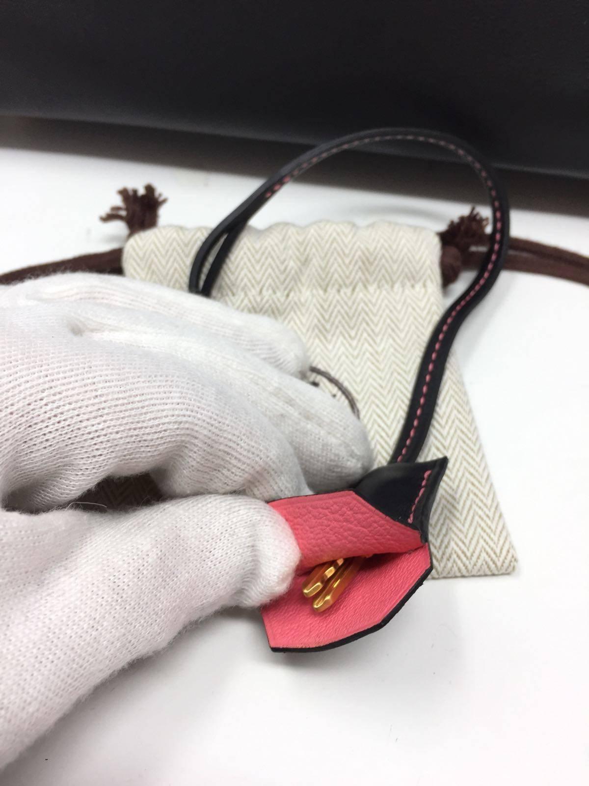 Hermes Black and Rose Azalee Chevre Special Order Birkin 30 cm Bag, 2018  In Excellent Condition In Milan, IT