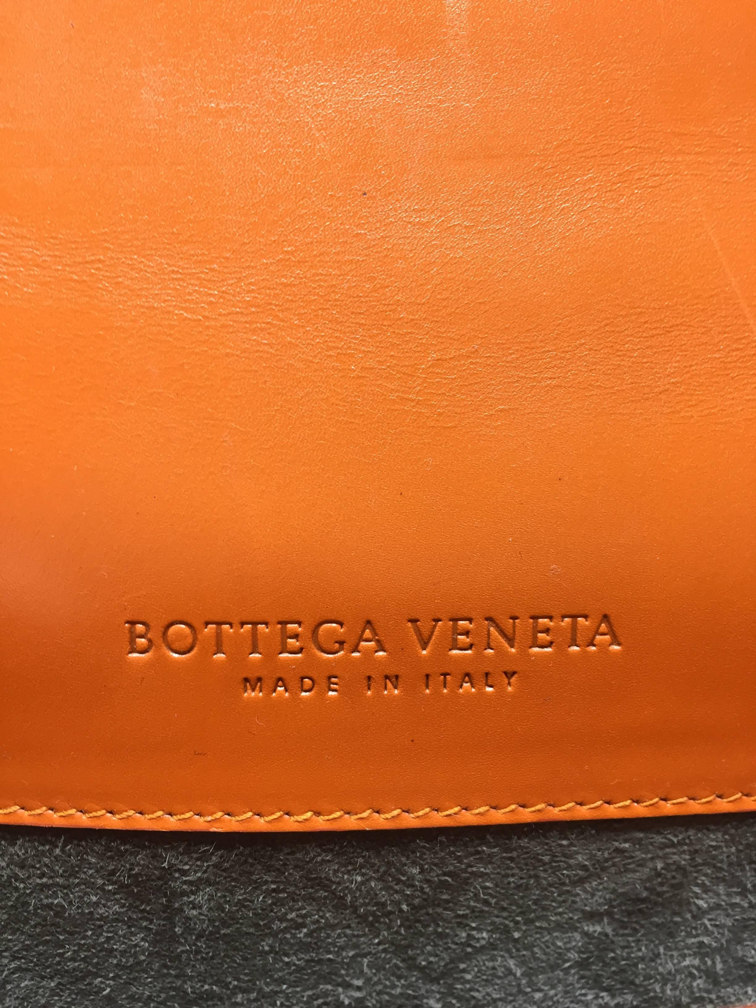 Women's Bottega Veneta BV Crocodile Orange Leather Clutch 