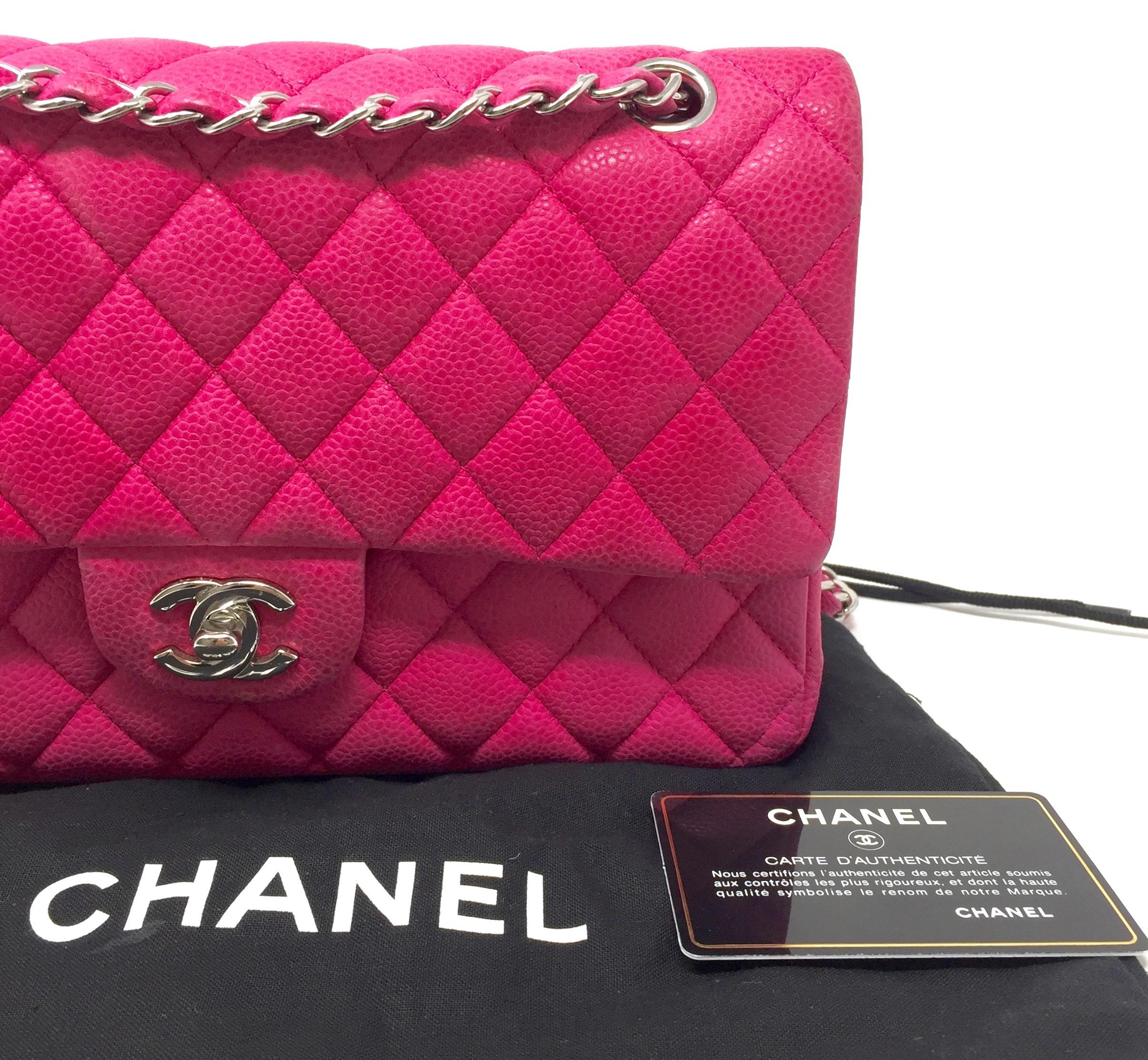 CHANEL Fucsia Caviar Leather Medium Classic 26 cm, 2014 3