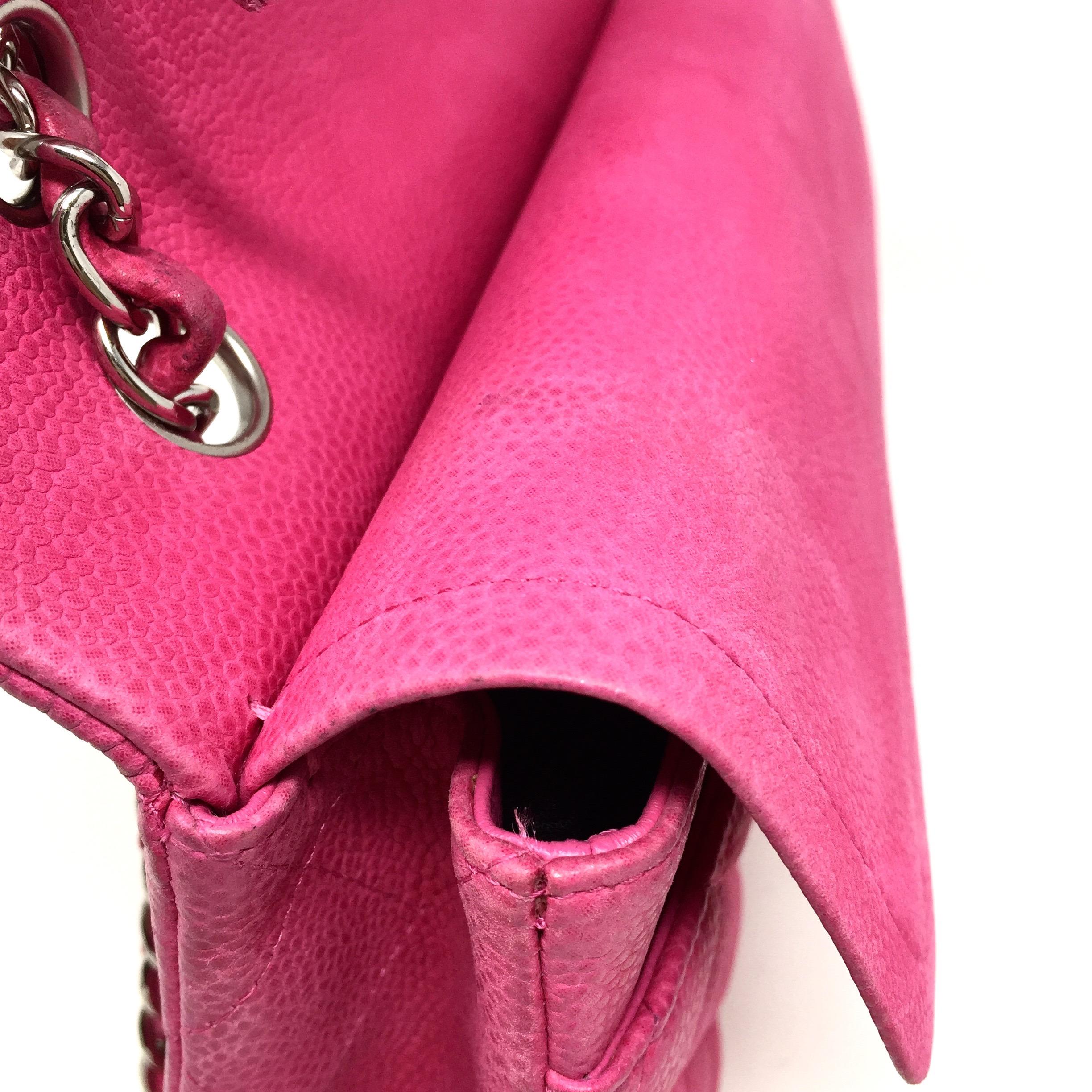 CHANEL Fucsia Caviar Leather Medium Classic 26 cm, 2014 6