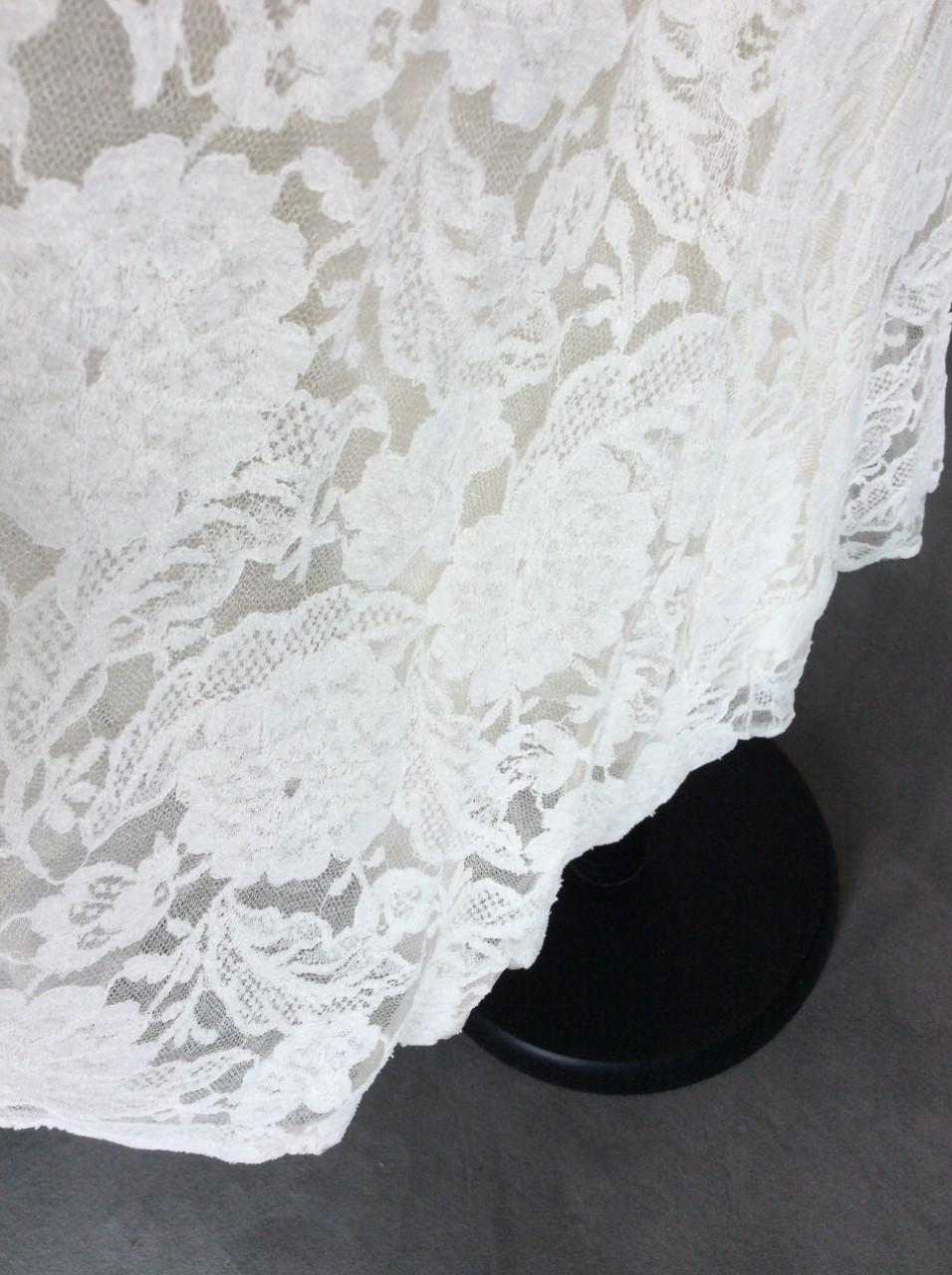 Women's Vintage cream wedding gown For Sale