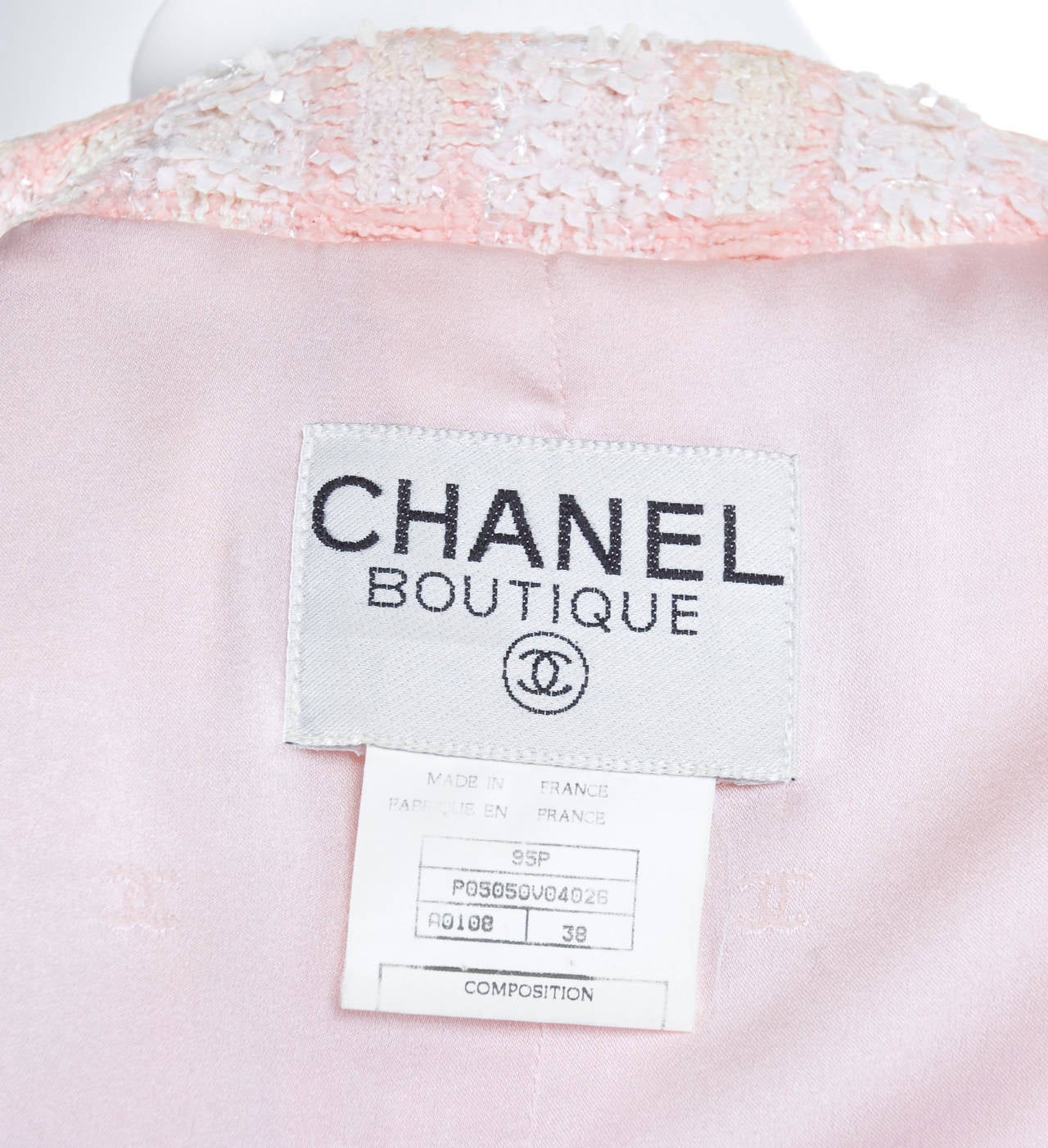 1995 Chanel-Anzug mit Pailletten Dokumentiert 6