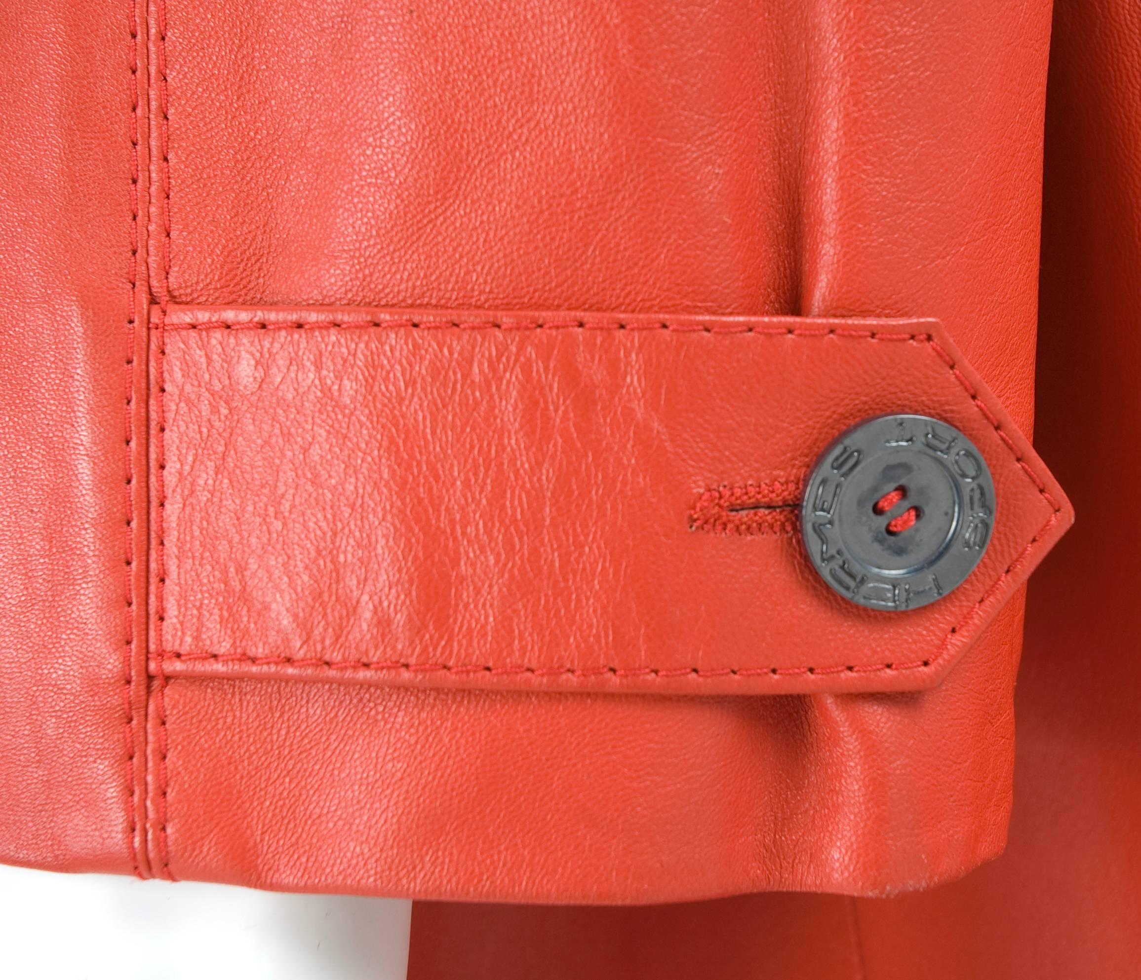 Vintage Hermes Sport Red Leather Coat in Red In Excellent Condition For Sale In Hamburg, Deutschland