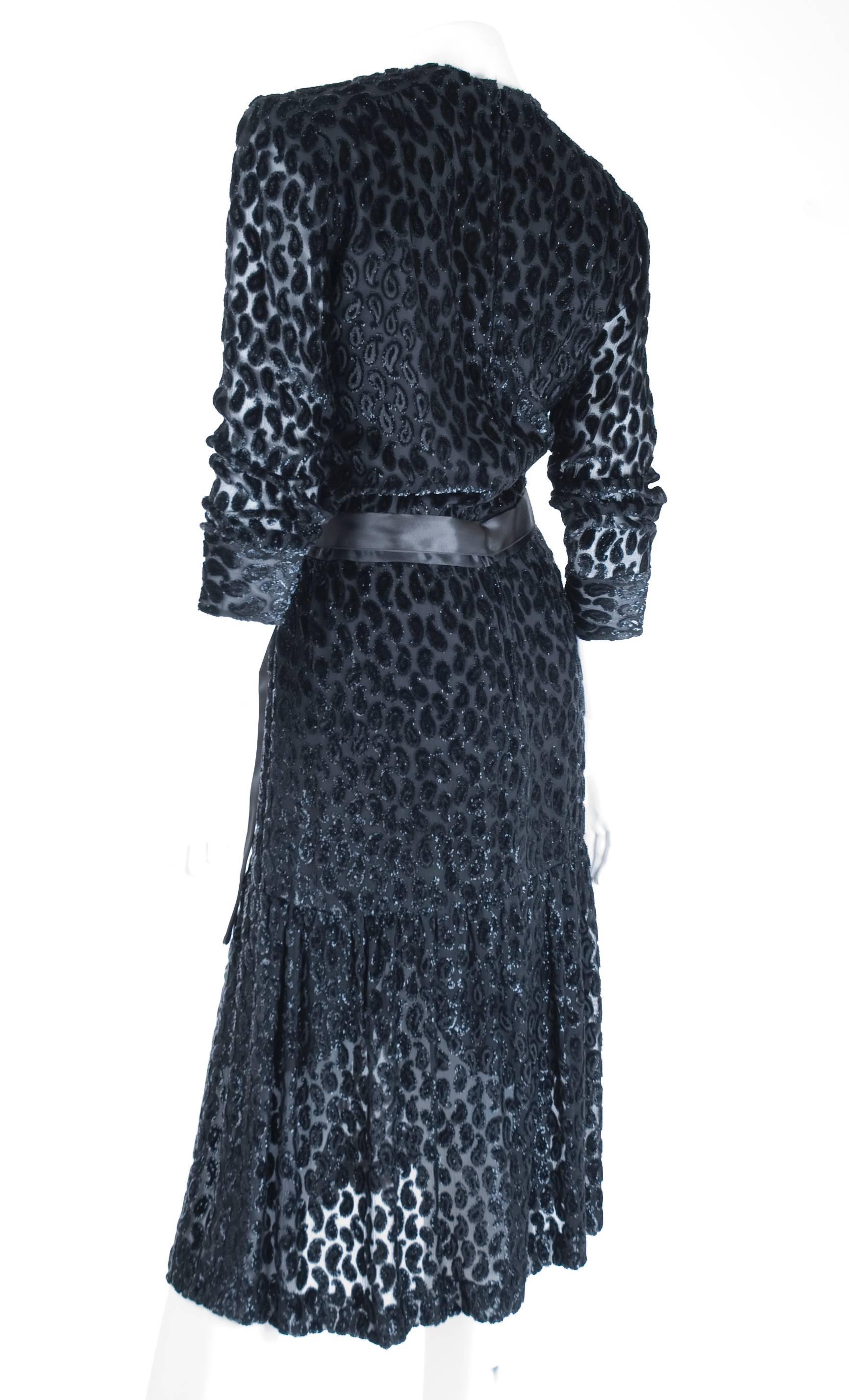 Pierre Balmain Burnout Paisley Velvet Cocktail Dress For Sale 1