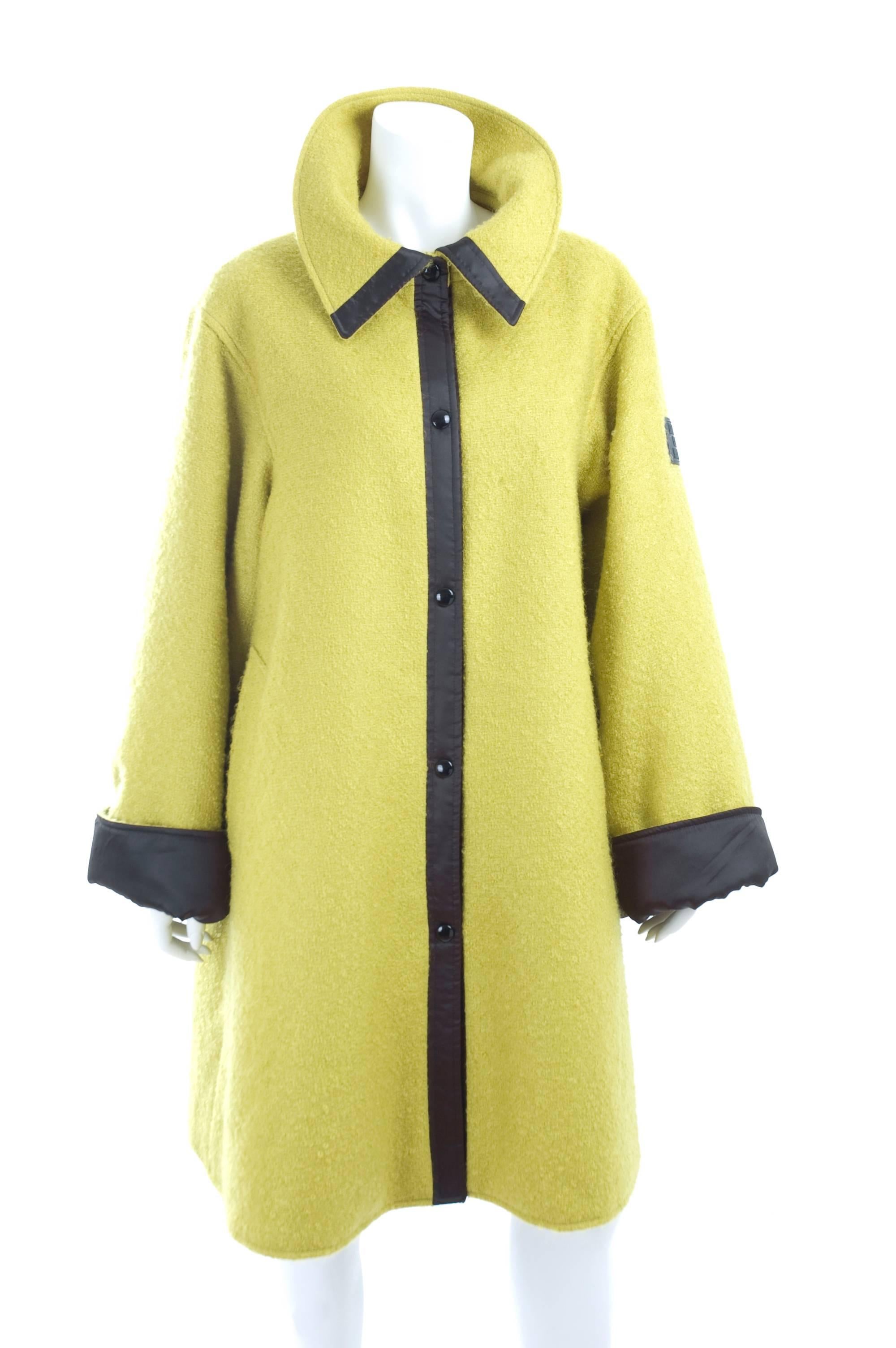 Vintage State Of Claude Montana Coat in Lime Green sz.12 For Sale 2