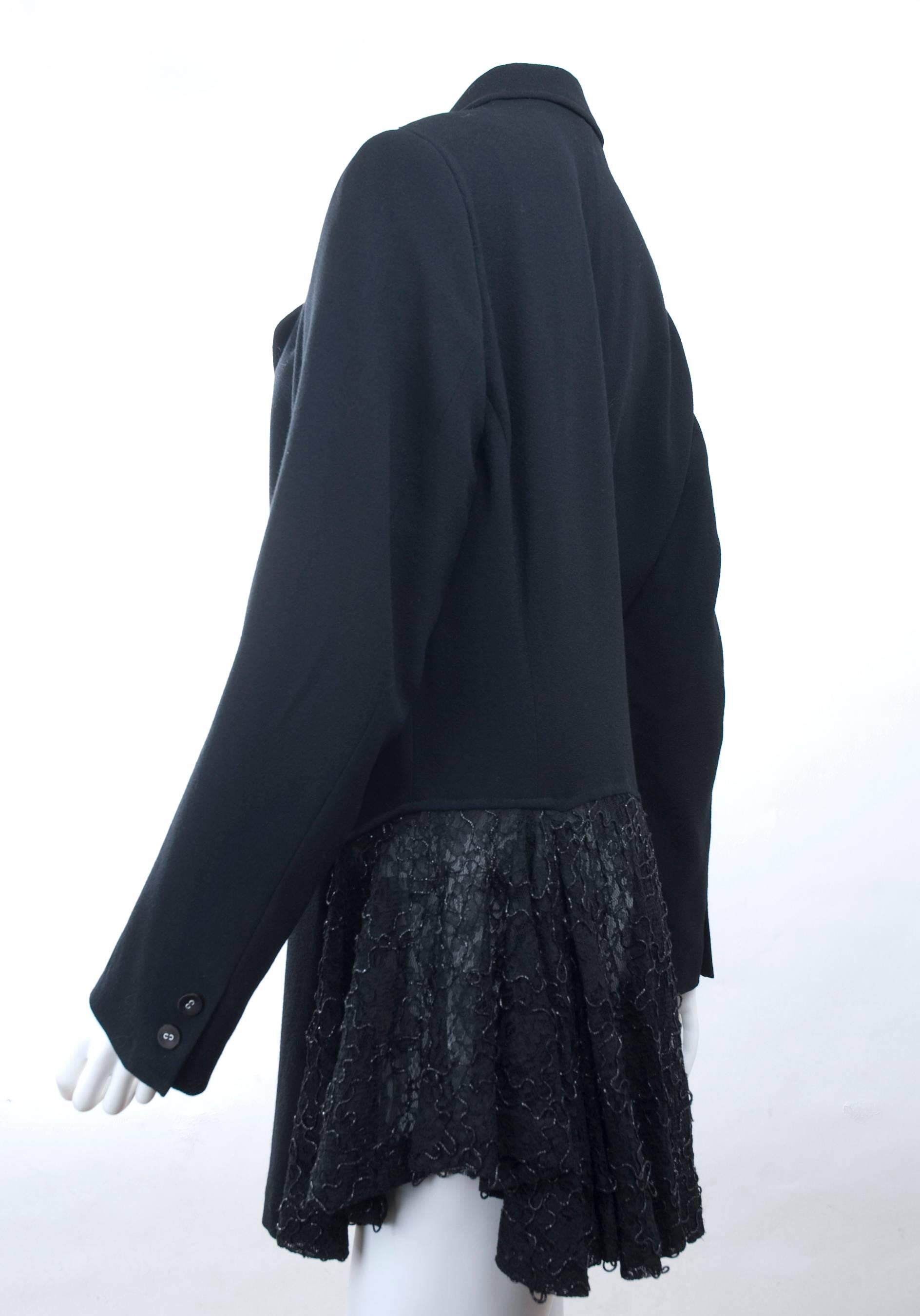 Vintage Comme des Garcons Black Jacket with Amazing Lace Detail In Excellent Condition For Sale In Hamburg, Deutschland