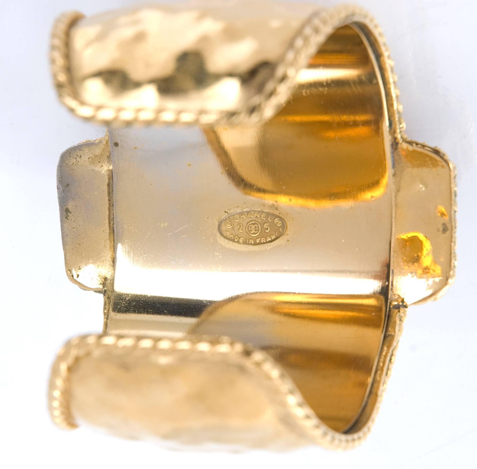2005 Chanel Gripoix Bracelet Cuff Gilded Metal, Pearl Beads & Large Stones For Sale 1