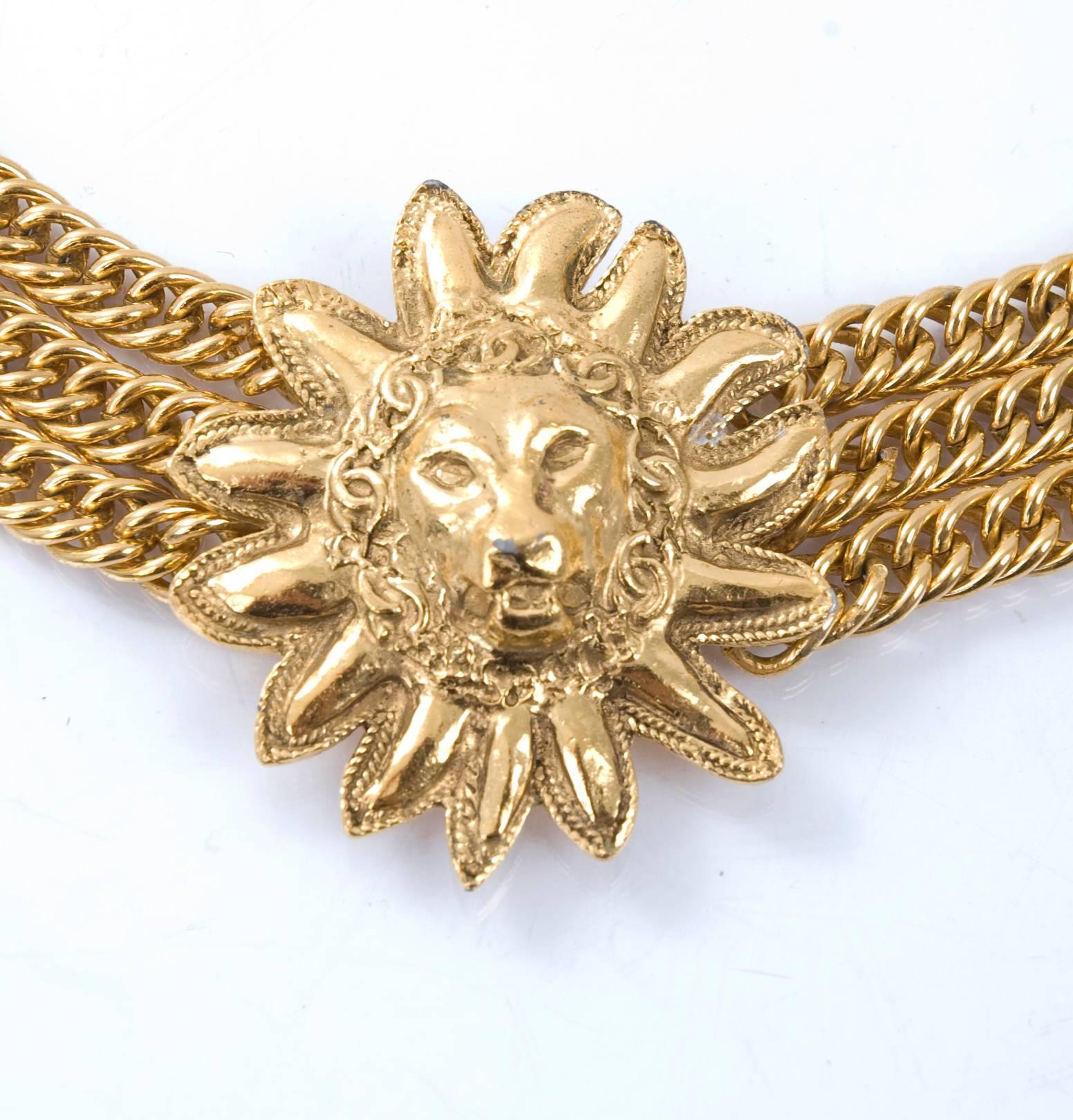 80's Chanel Vintage Leo Lion Mane Choker Necklace In Excellent Condition For Sale In Hamburg, Deutschland
