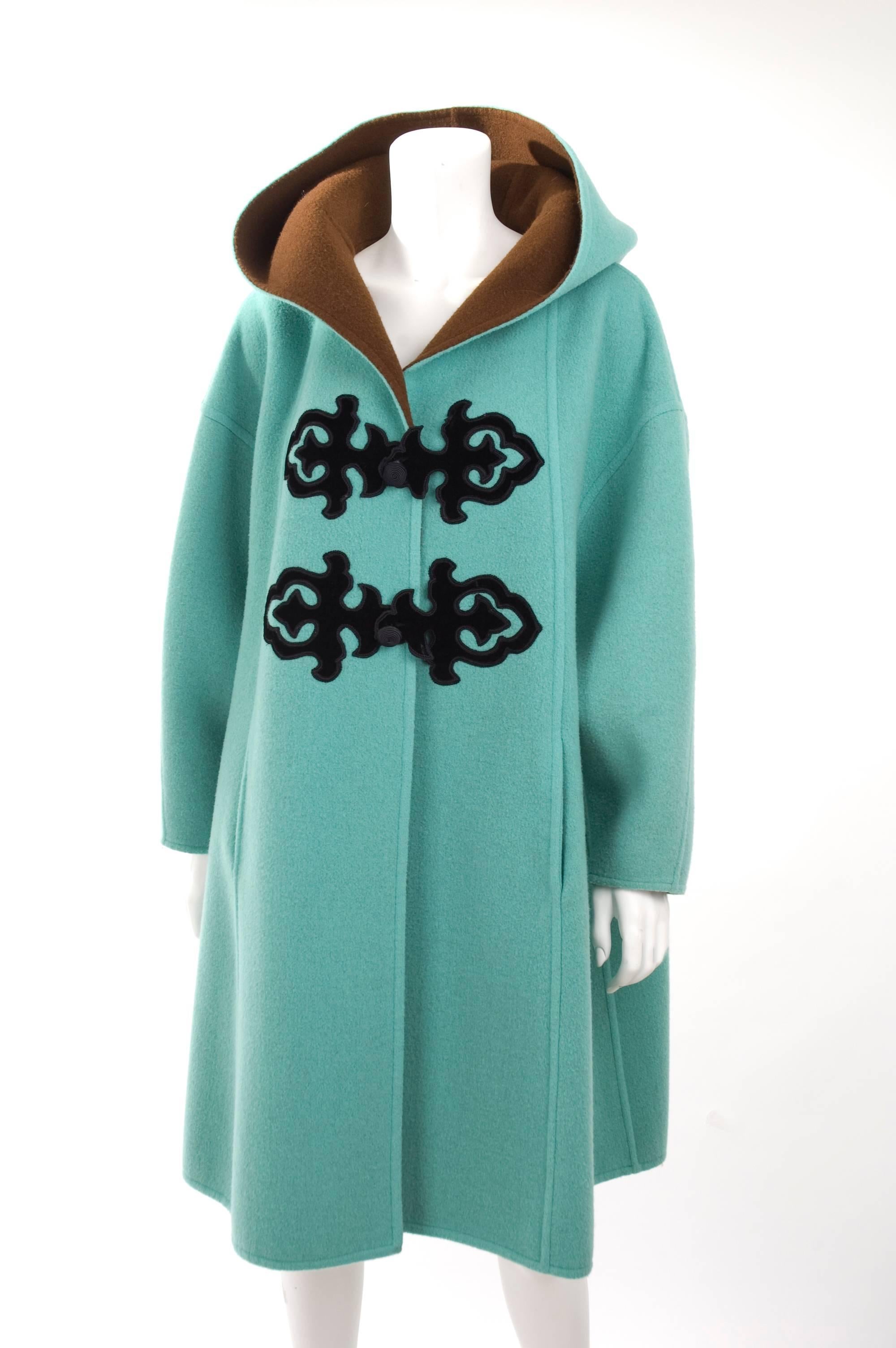 1990's Christian Lacroix Green & Brown Oriental Appliqué Coat In Excellent Condition In Hamburg, Deutschland