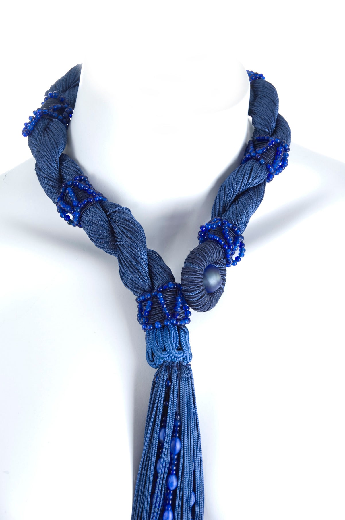 Giorgio Armani Spectacular Extra Long Necklace In Excellent Condition In Hamburg, Deutschland