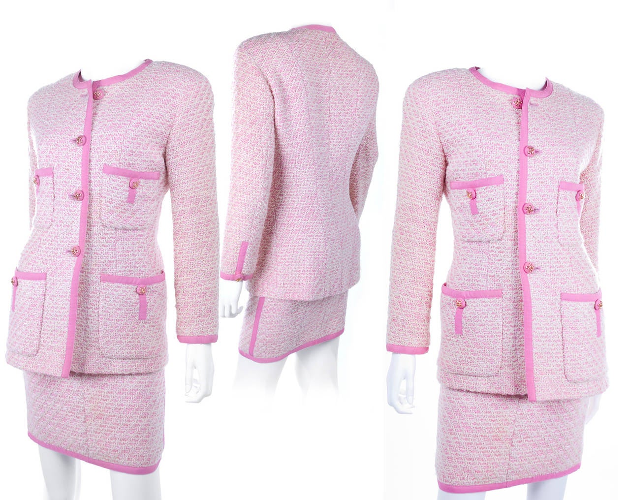 Chanel Suit in Pink and Creme Documented In Excellent Condition For Sale In Hamburg, Deutschland