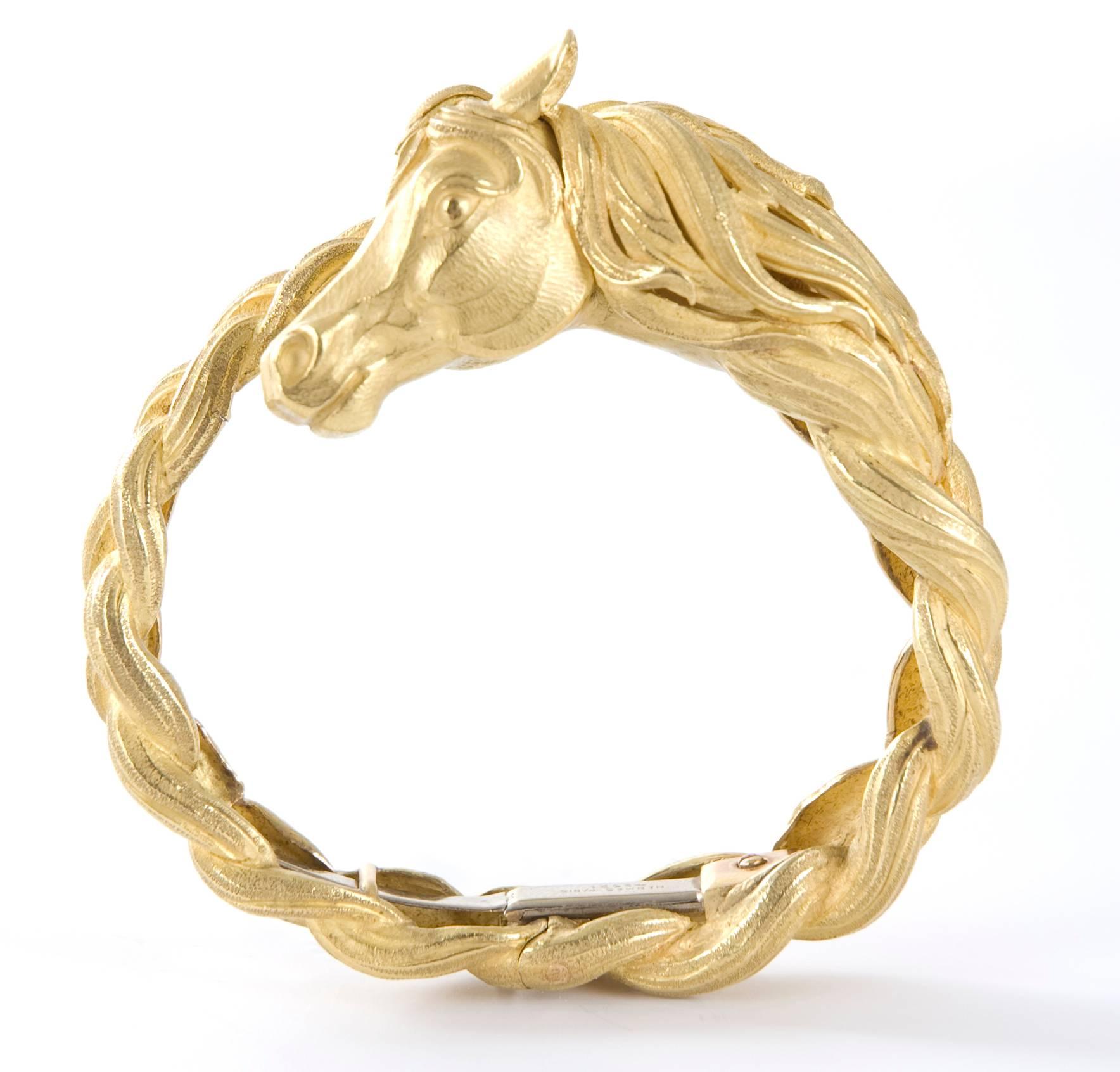Rare & Vintage Hermes A 18-Karat Gold Horse Bracelet Bangle  In Excellent Condition In Hamburg, Deutschland