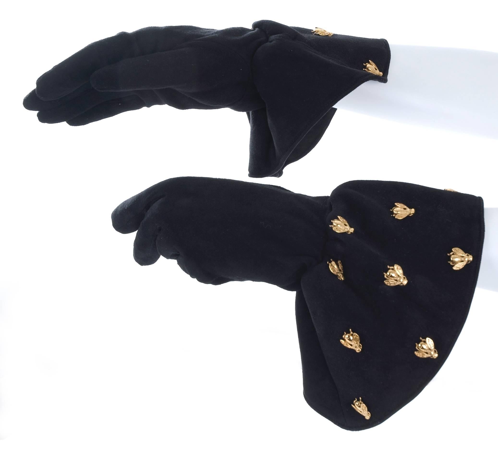 Women's Vintage Christian Dior Boutique Black Suede Gloves Embelished with  Bee's For Sale