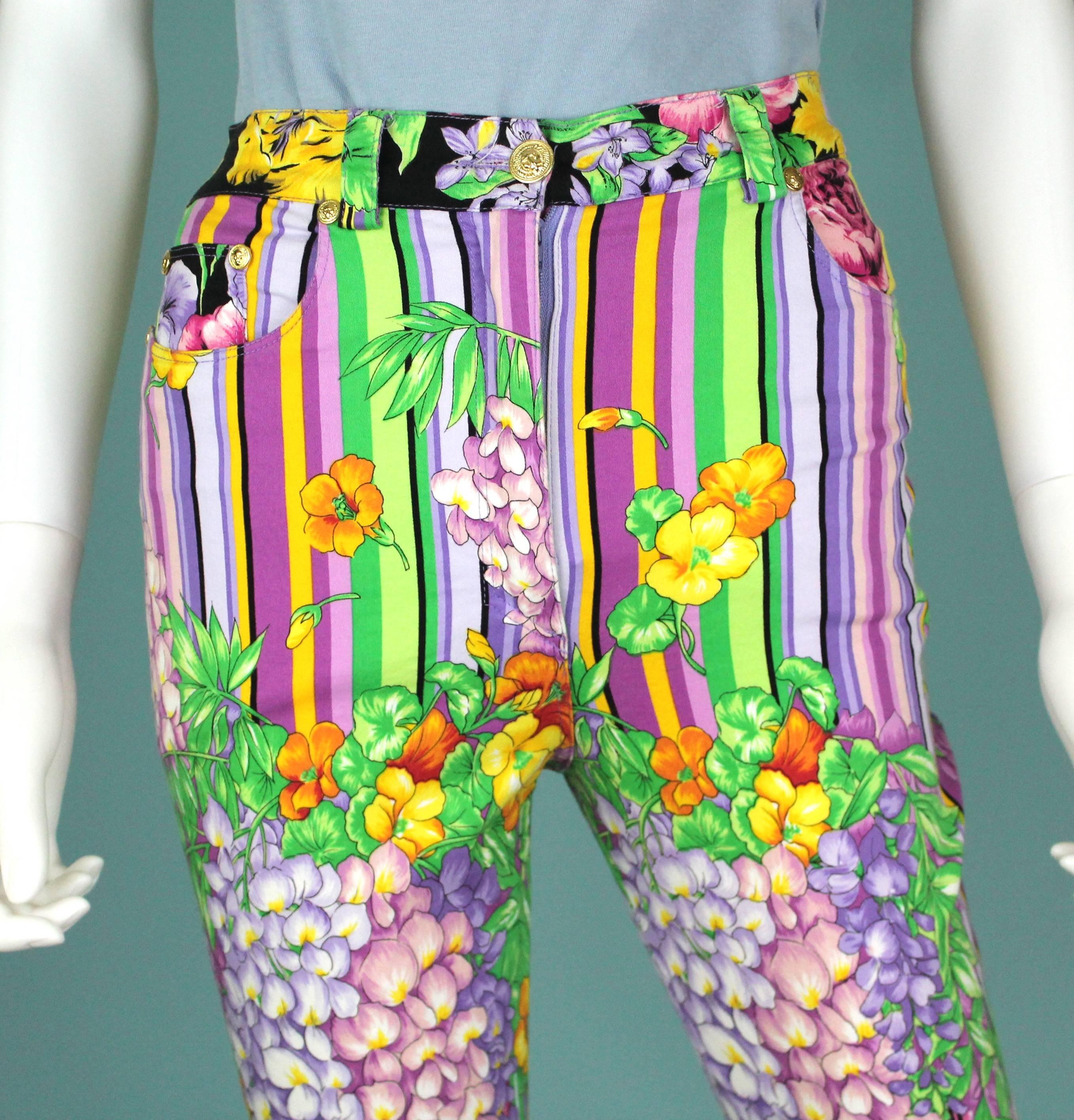 -Absolutely gorgeous jeans from Versus by Gianni Versace
-In bright floral pattern that features roses, tulips, and wisterias. 
-Zip up at the ankle, 5 pocket design, lion head hardware intact throughout 
-Sized US 28 W , Italian 42 (US 6) - but fit