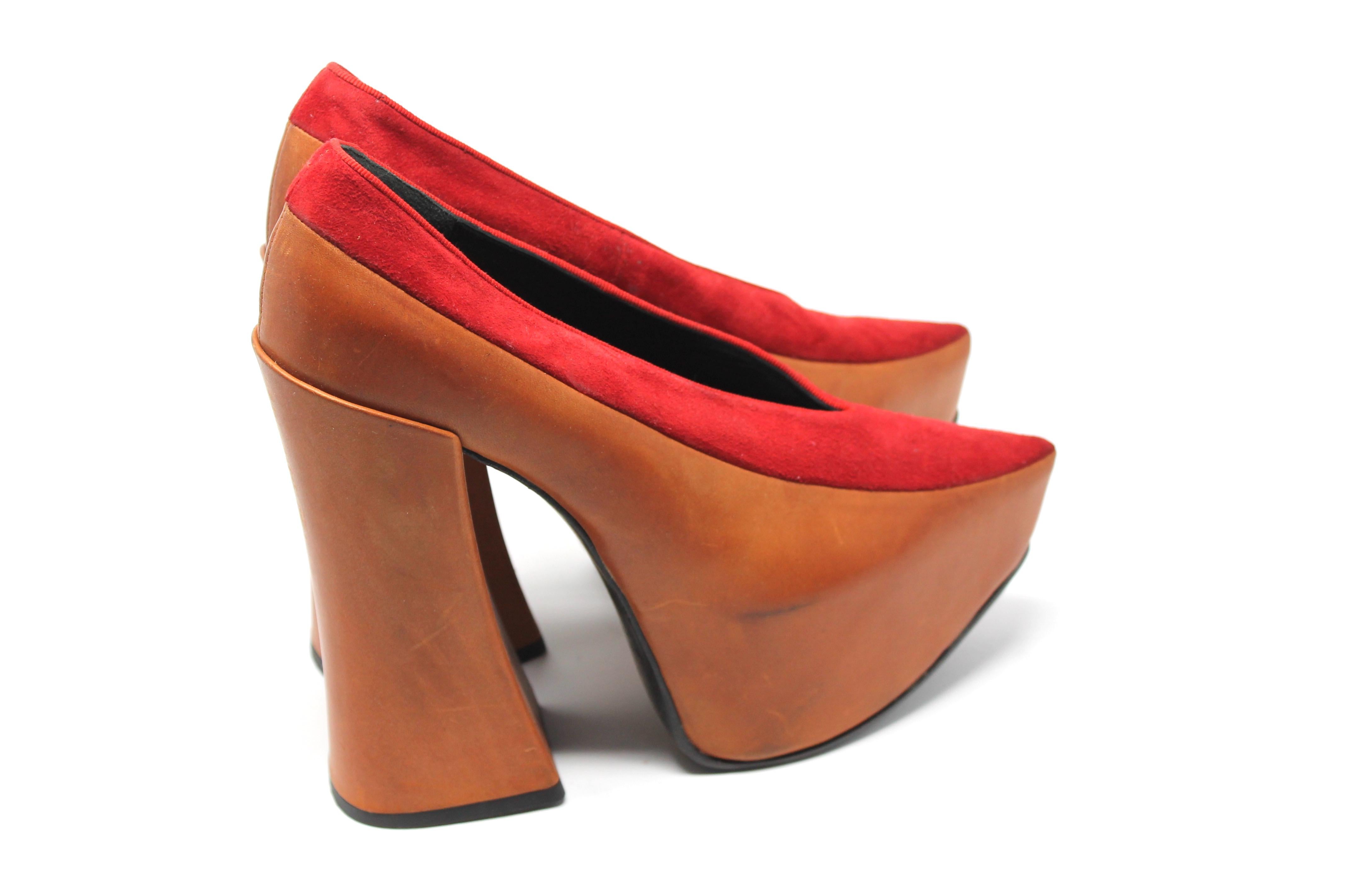 -As see on the AW13 Gold Label runway
-Shoes are leather and suede, have a block heel 
-Sized 39 EU / US 9 but feel more like 38 EU / US 8
-Made in Italy
-Vivienne herself wears these all the time 
-A collectible item for Westwood fans 

Condition: