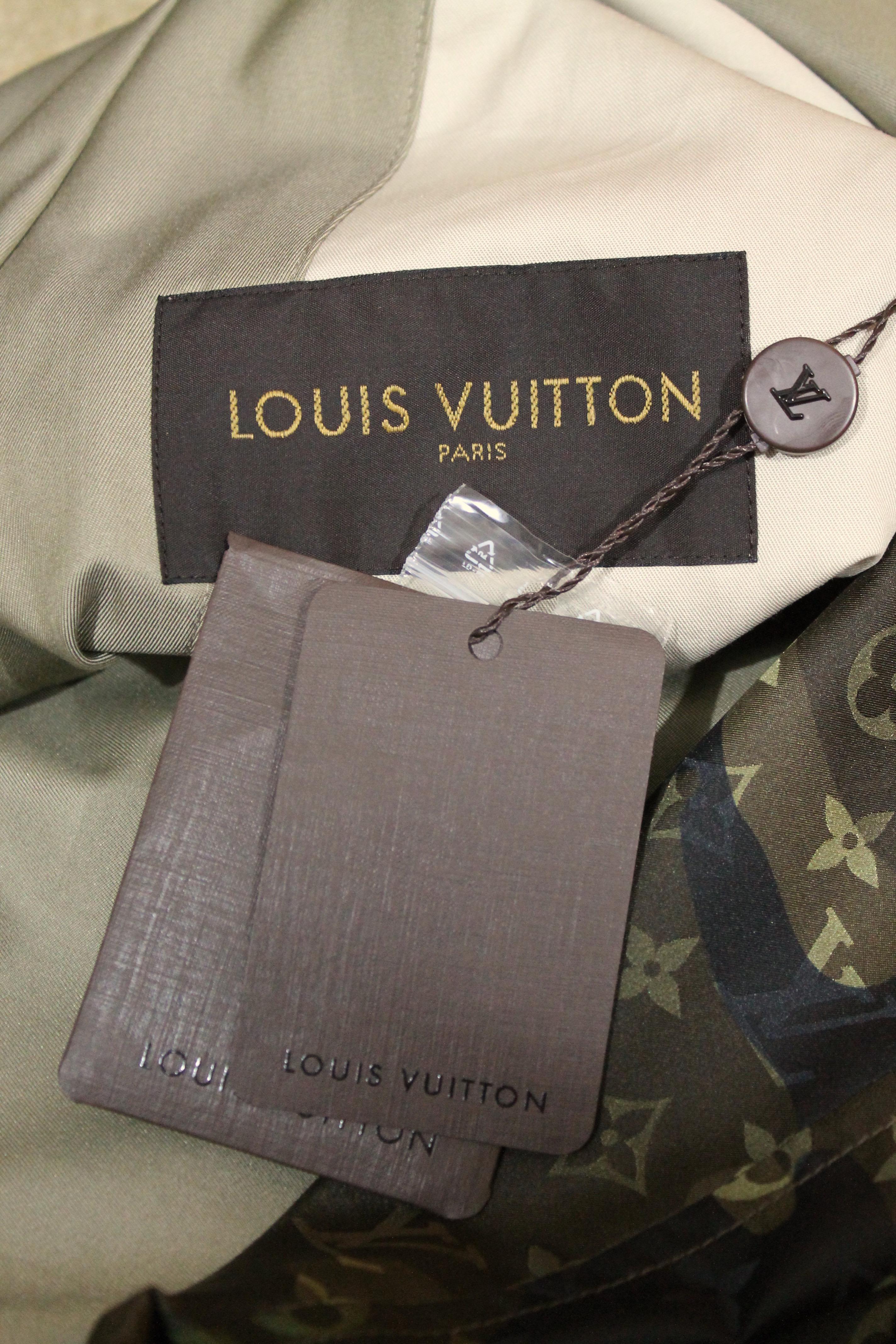 Women's or Men's Supreme for Louis Vuitton Reversible Camouflage Trench Coat, AW17 For Sale