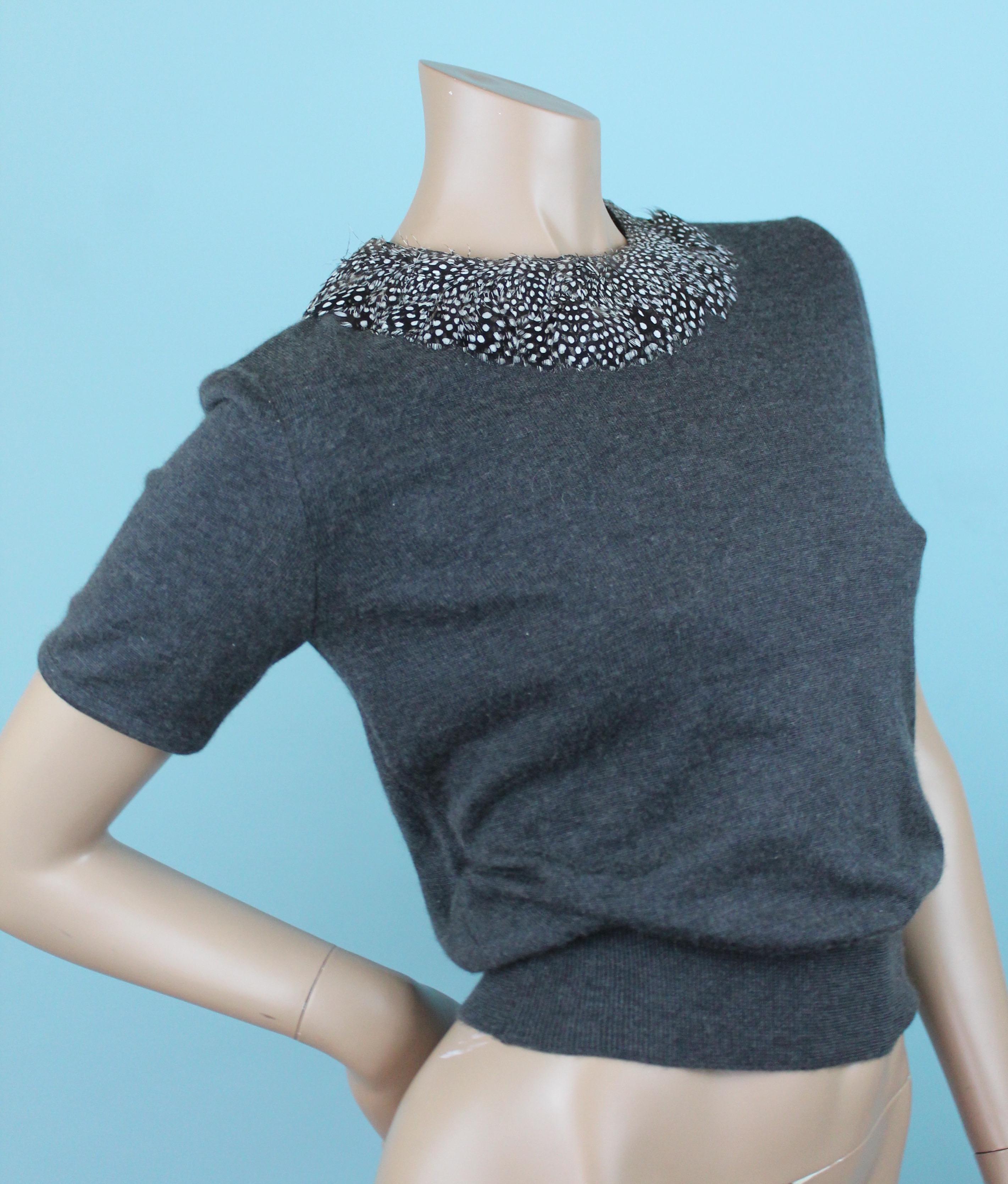 Valentino Boutique Feather Collar Grey Sweater, circa 1980s  In Excellent Condition For Sale In Los Angeles, CA