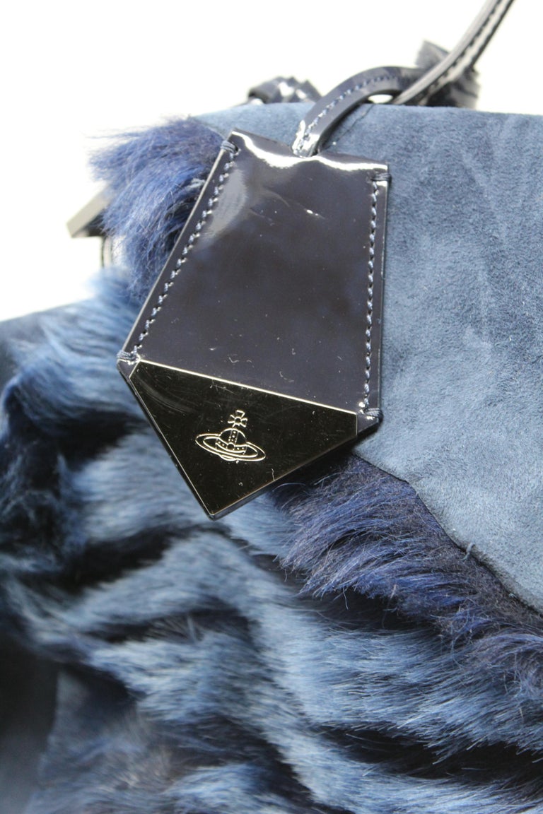 Faux fur handbag Vivienne Westwood Navy in Faux fur - 31593875