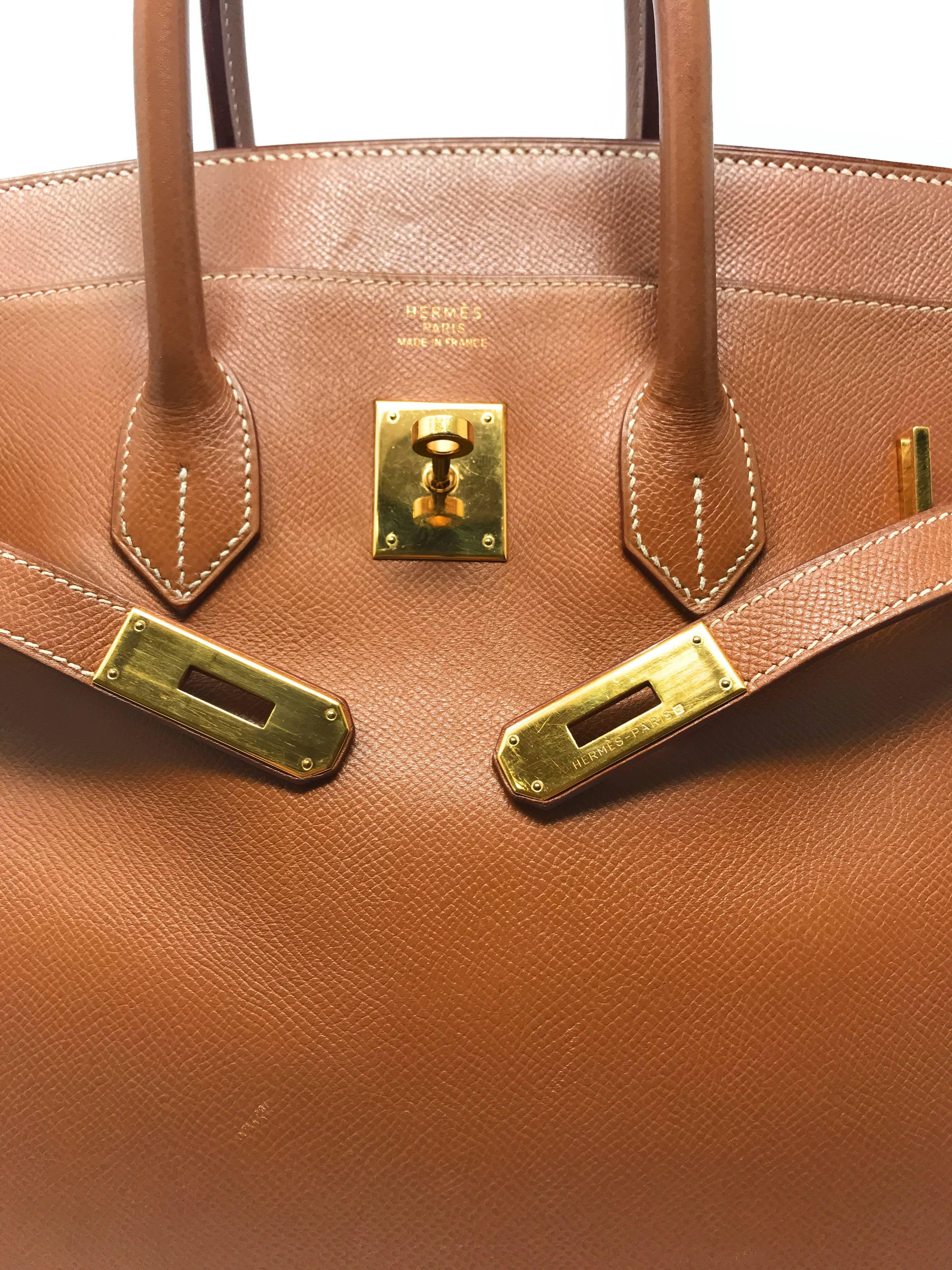 Women's or Men's Hermes Birkin 35cm Gold Bag For Sale