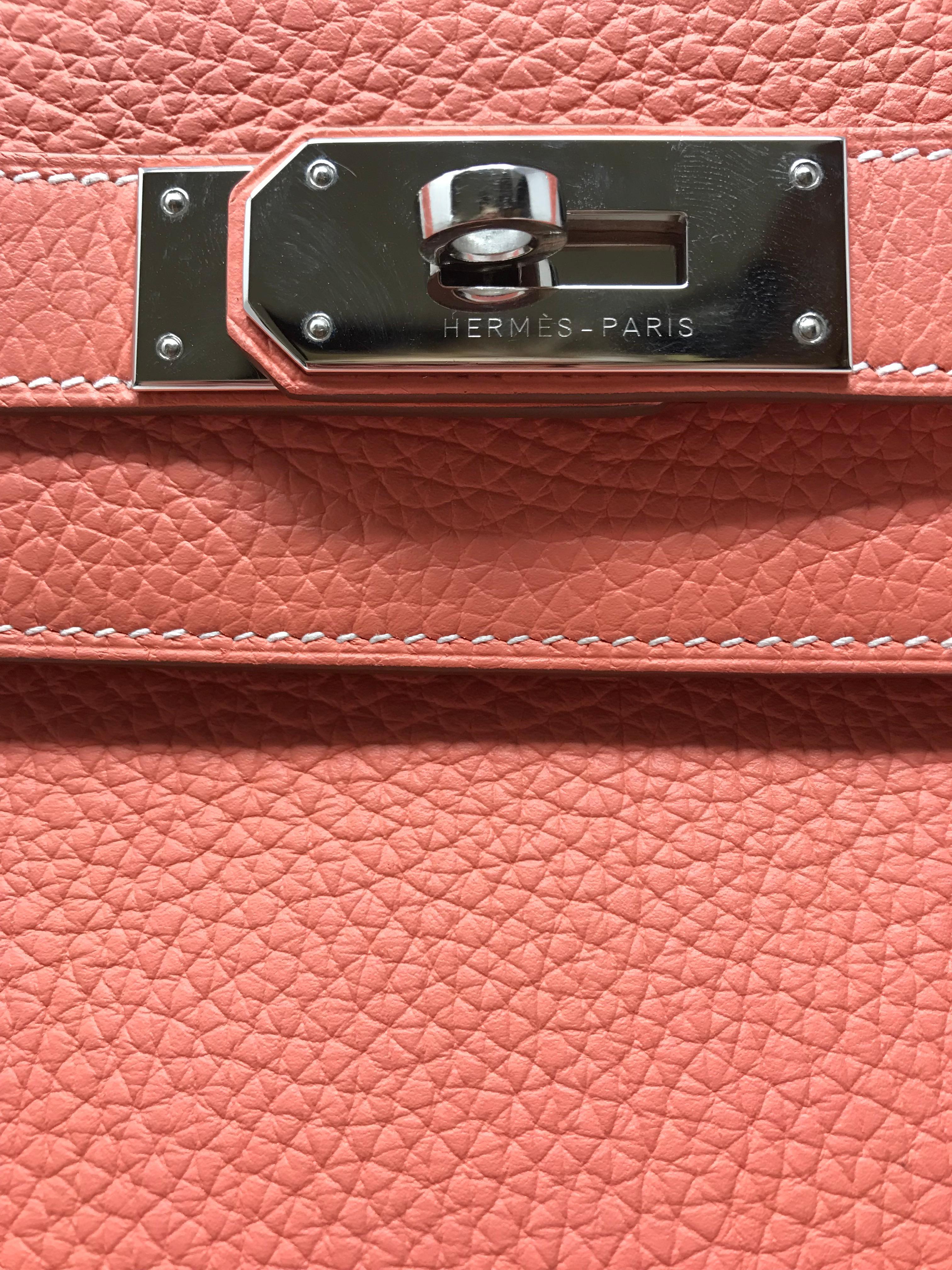 Hermes Kelly 40cm Crevette In Good Condition For Sale In Los Angeles, CA