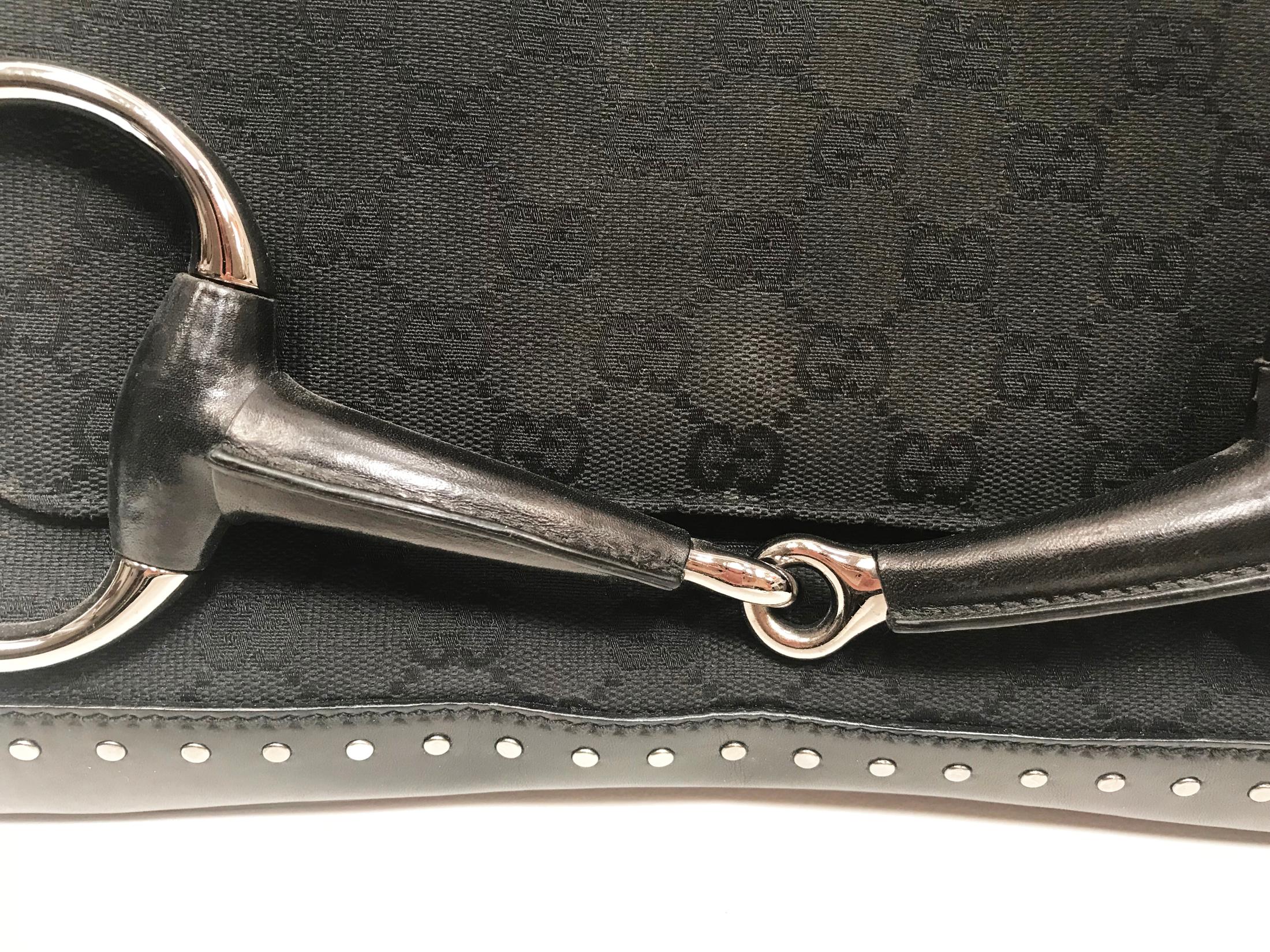 Gucci black canvas monogram horsebit clutch bag For Sale 6