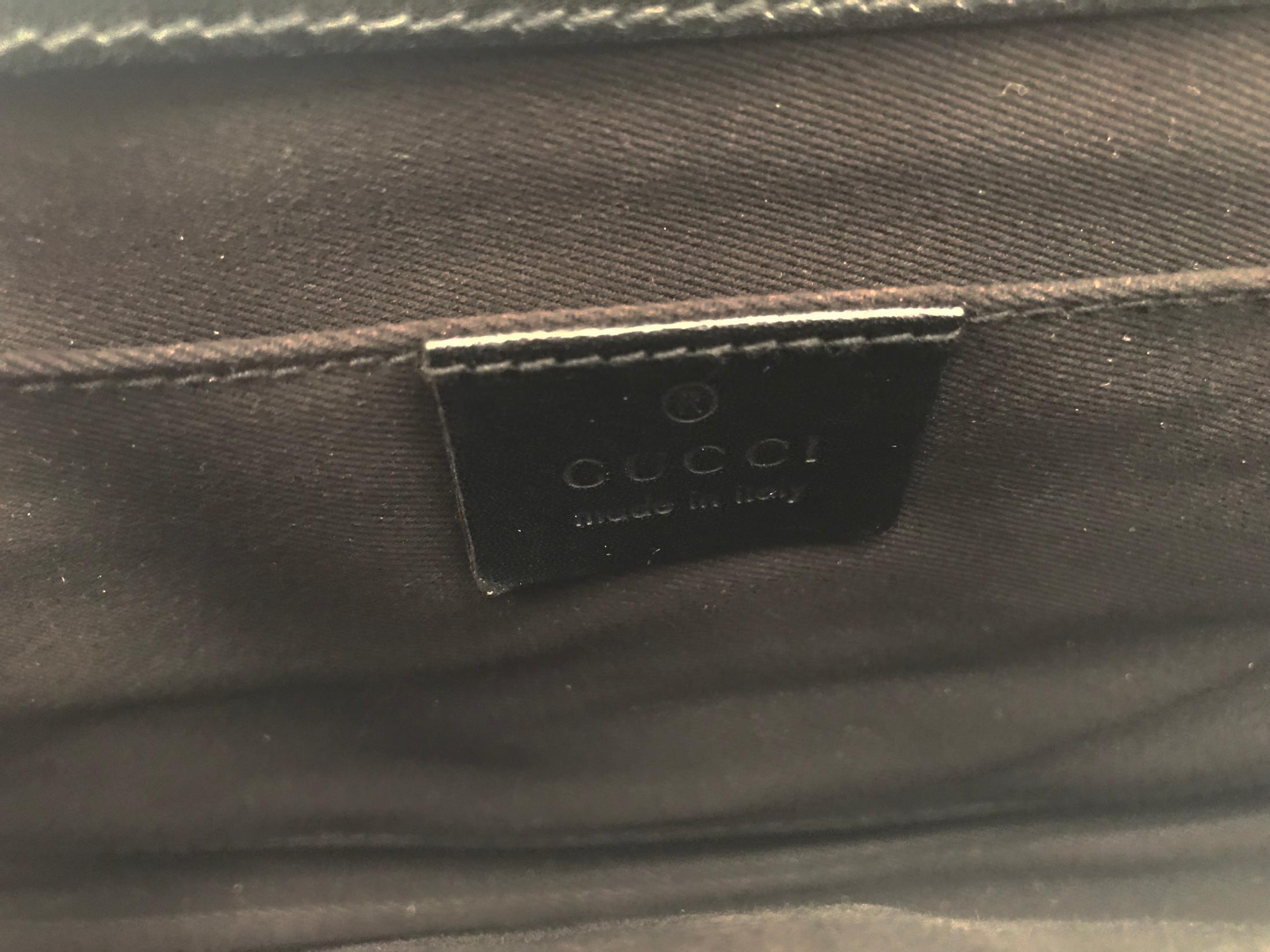 Gucci black canvas monogram horsebit clutch bag For Sale 9