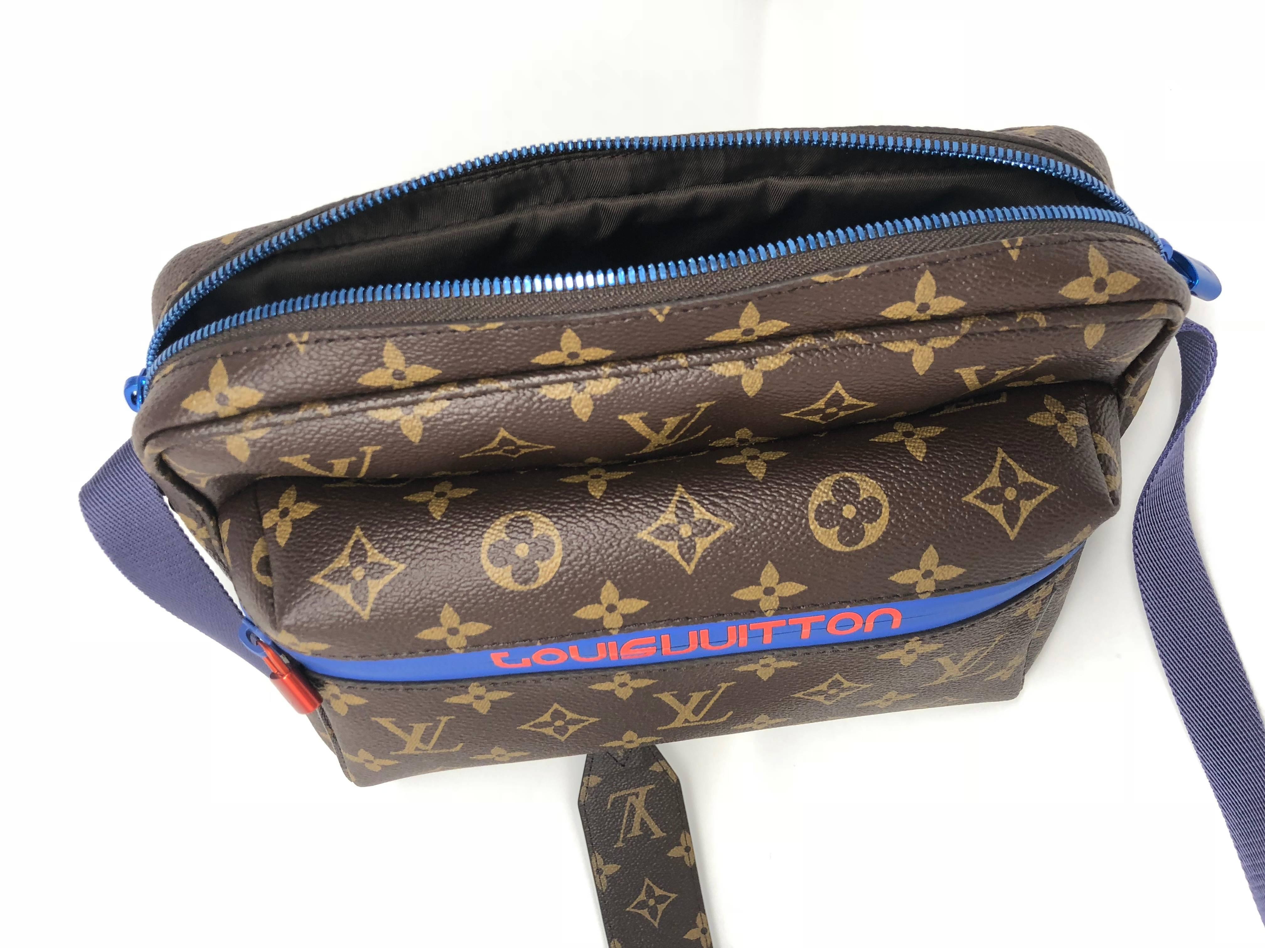 Louis Vuitton Messenger PM Monogram Outdoor  Blue Pacific Split 2