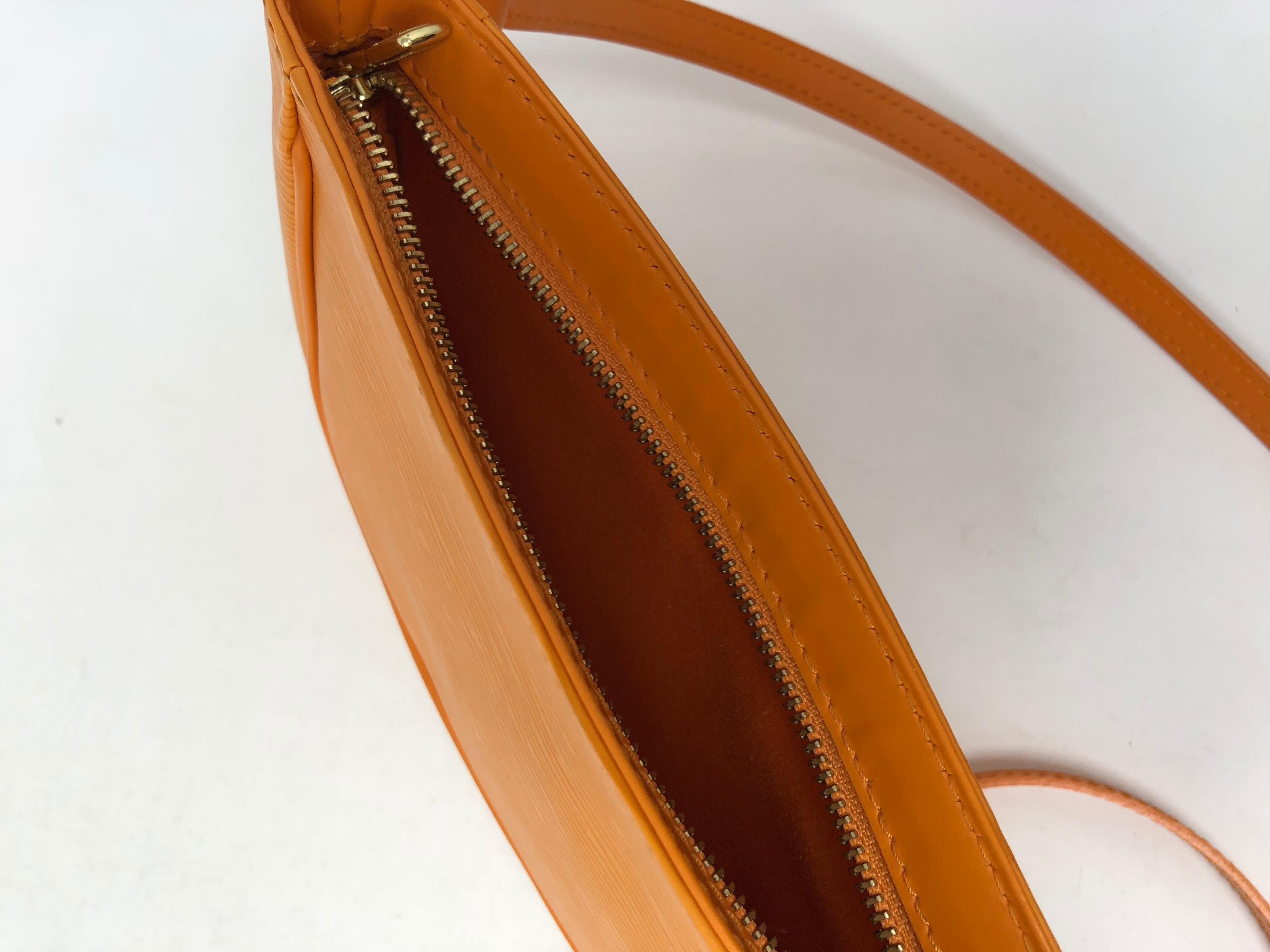 Louis Vuitton Orange Epi Crossbody bag 7