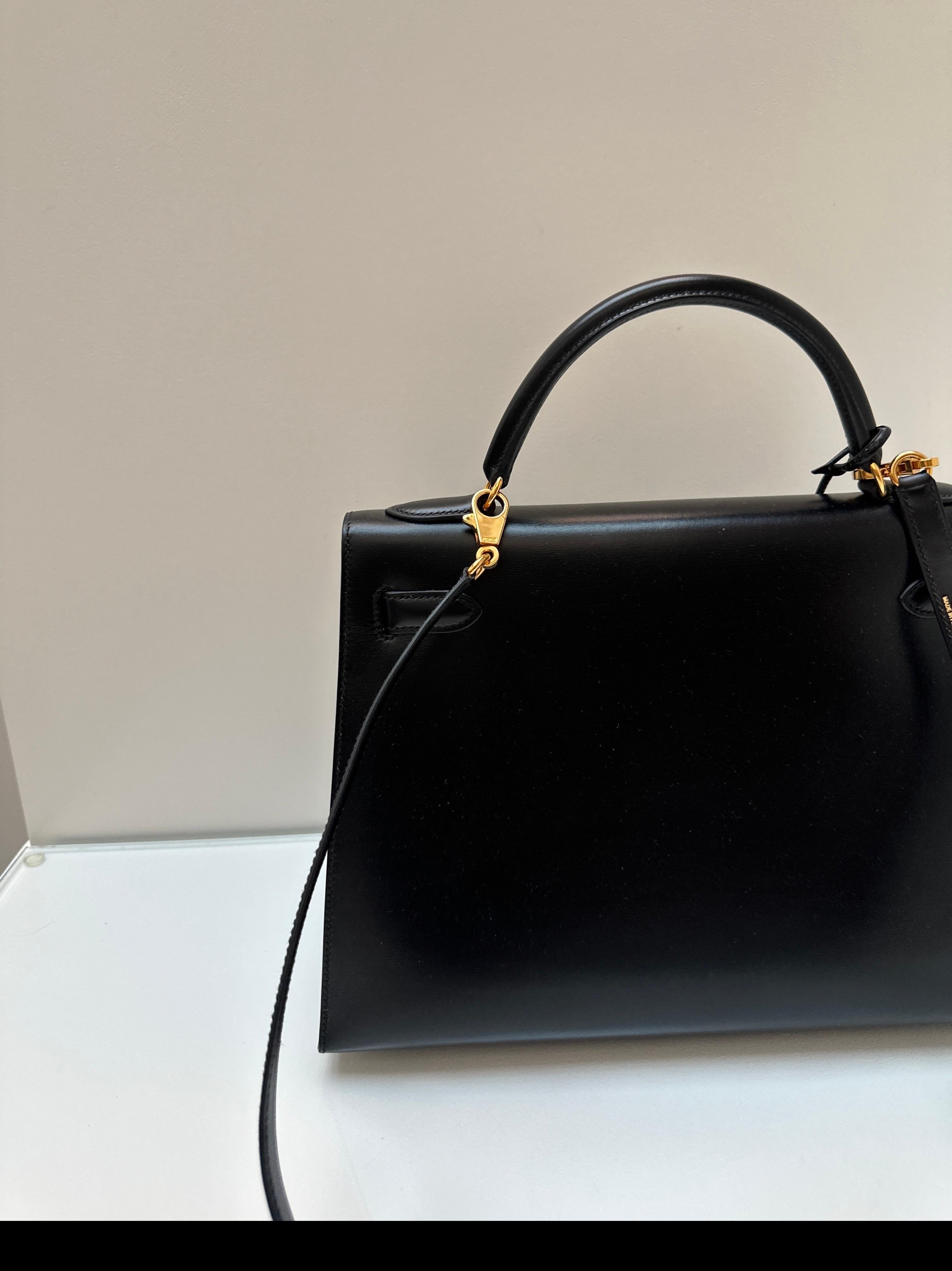 Schwarze Kelly 32 Tasche von Hermès im Angebot 4