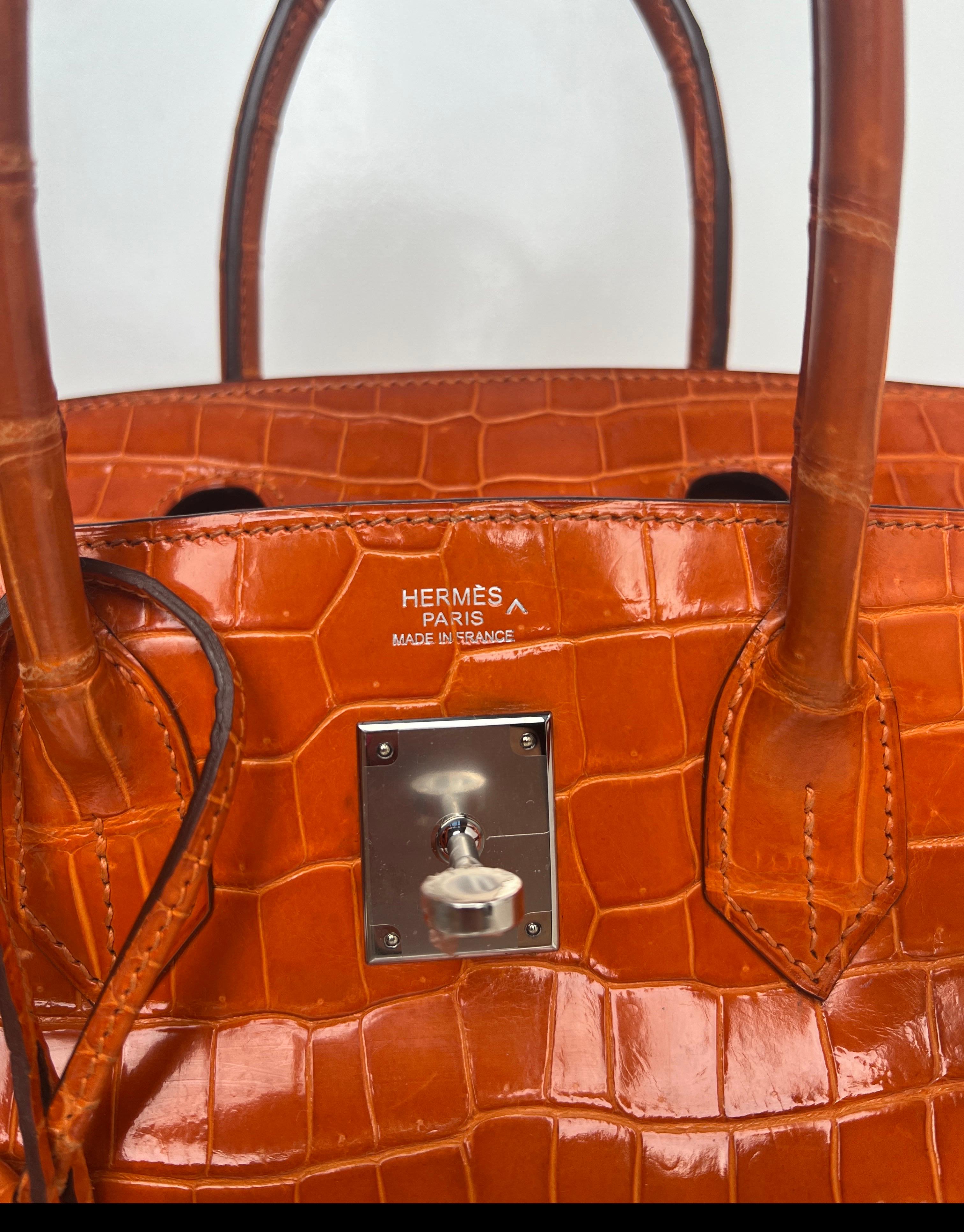 Hermes Sac Birkin 30 en crocodile orange brillant en vente 12