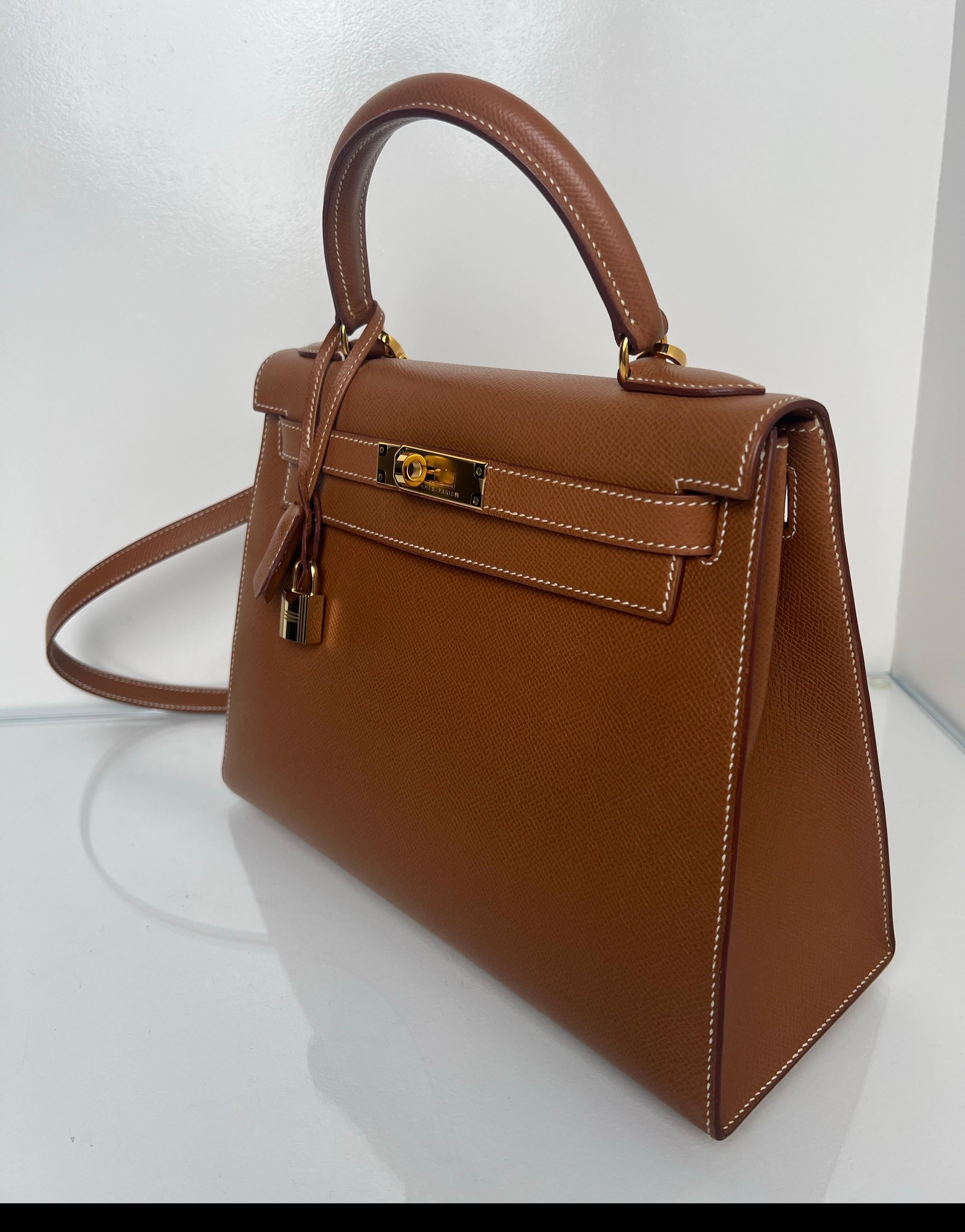 Sac Kelly 28 en or de Hermes Excellent état - En vente à Athens, GA