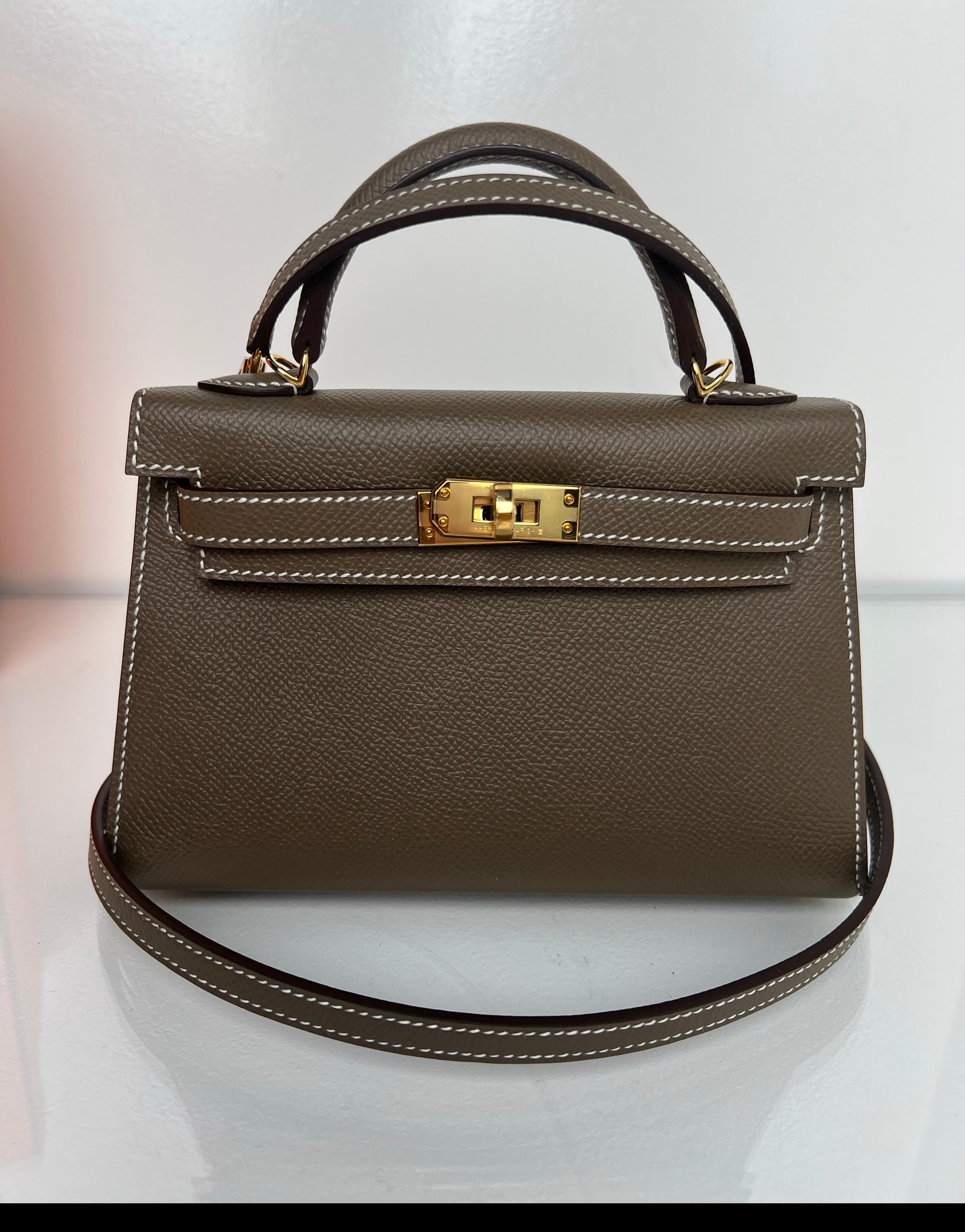 Hermes Etoupe Mini Kelly Bag Excellent état - En vente à Athens, GA