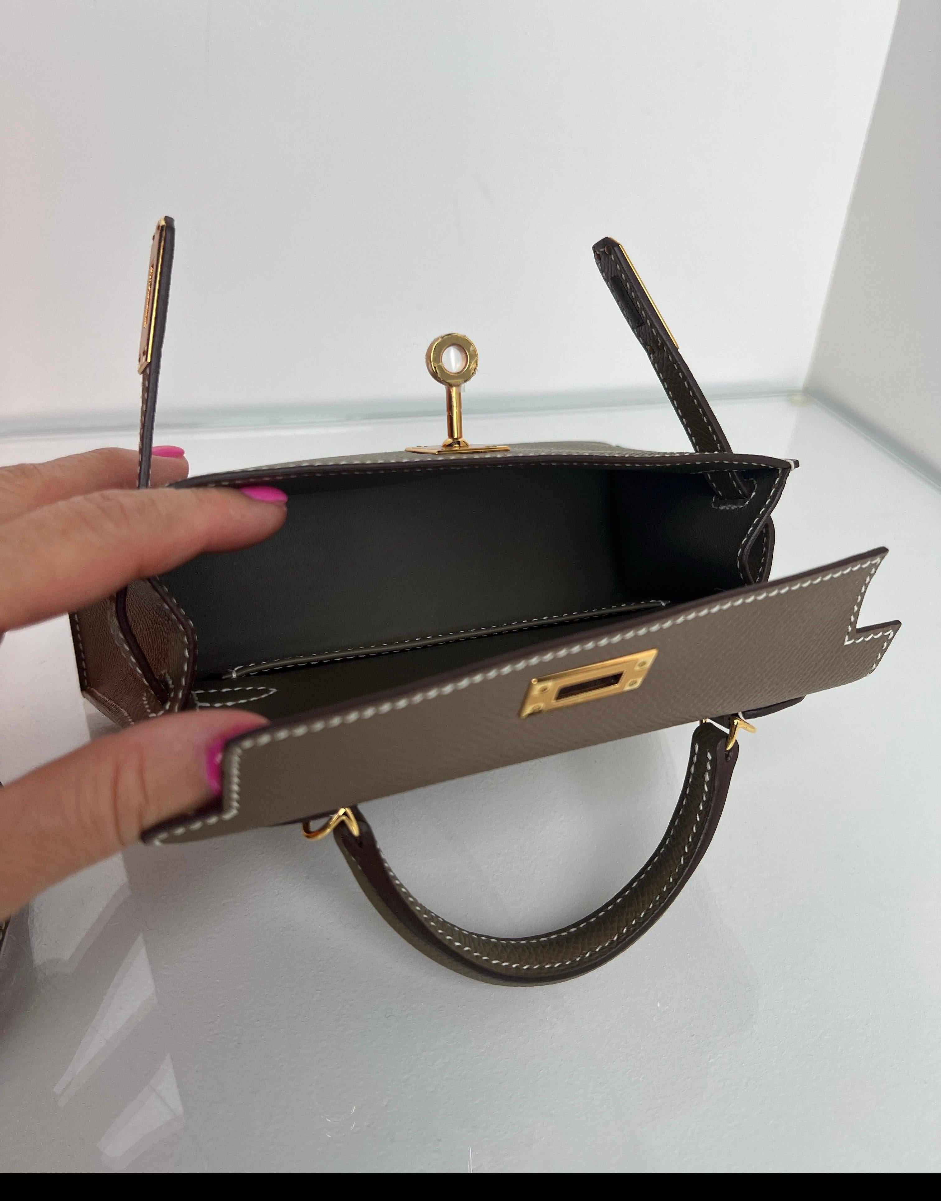 Hermes Etoupe Mini Kelly Bag en vente 2
