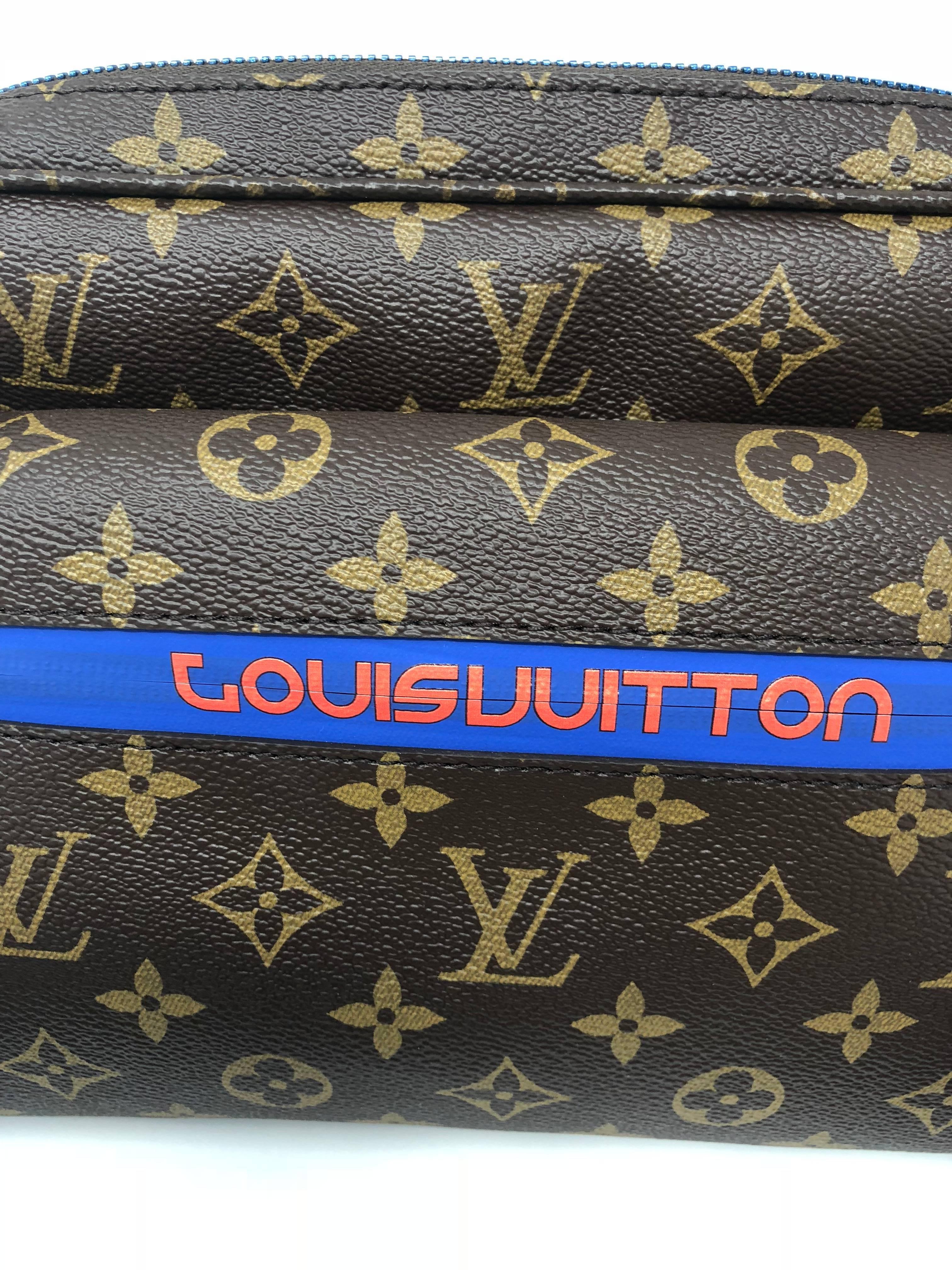 Louis Vuitton Messenger PM Monogram Outdoor  Blue Pacific Split  In New Condition In Athens, GA