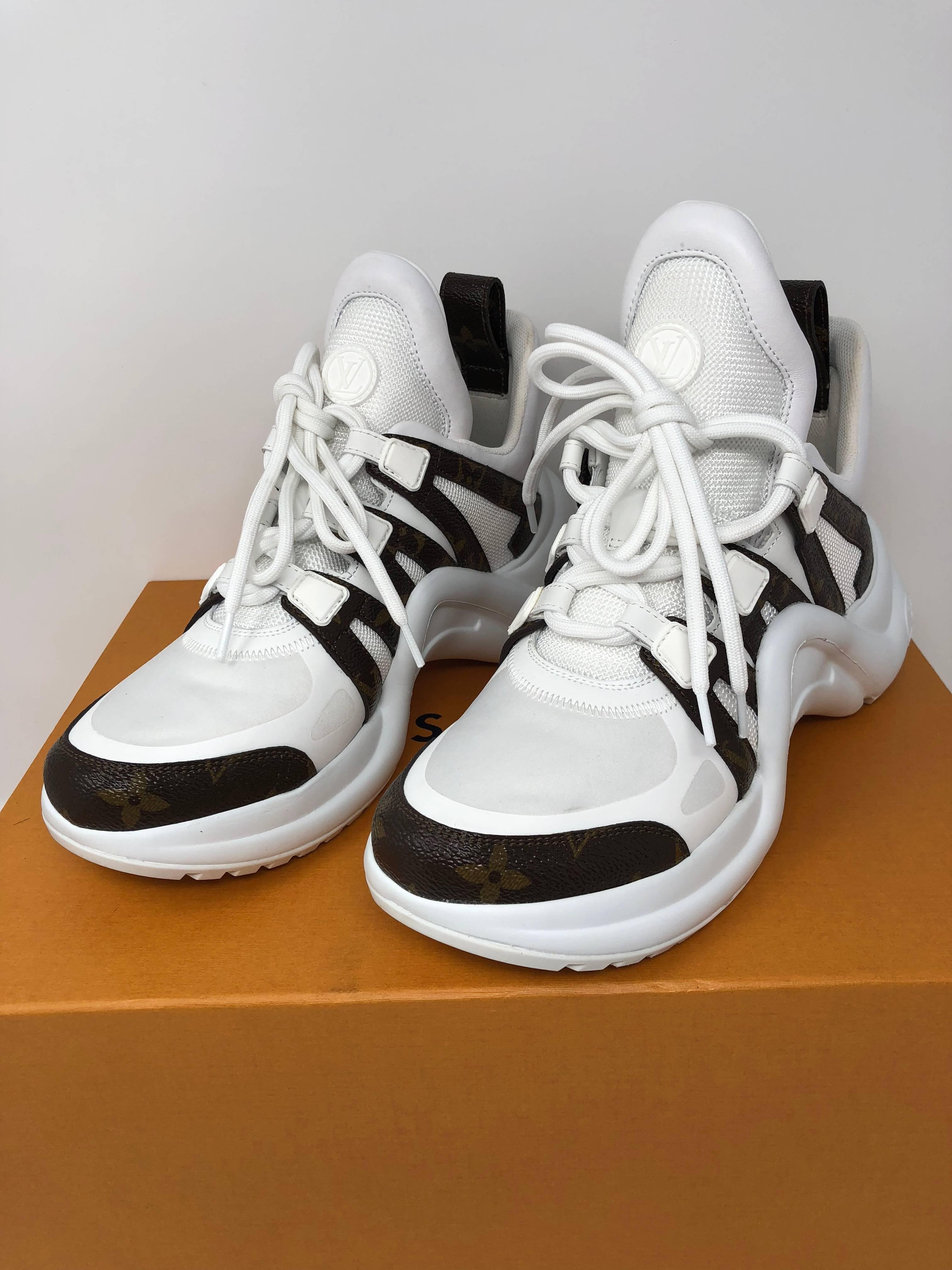 louis vuitton khaki trainers
