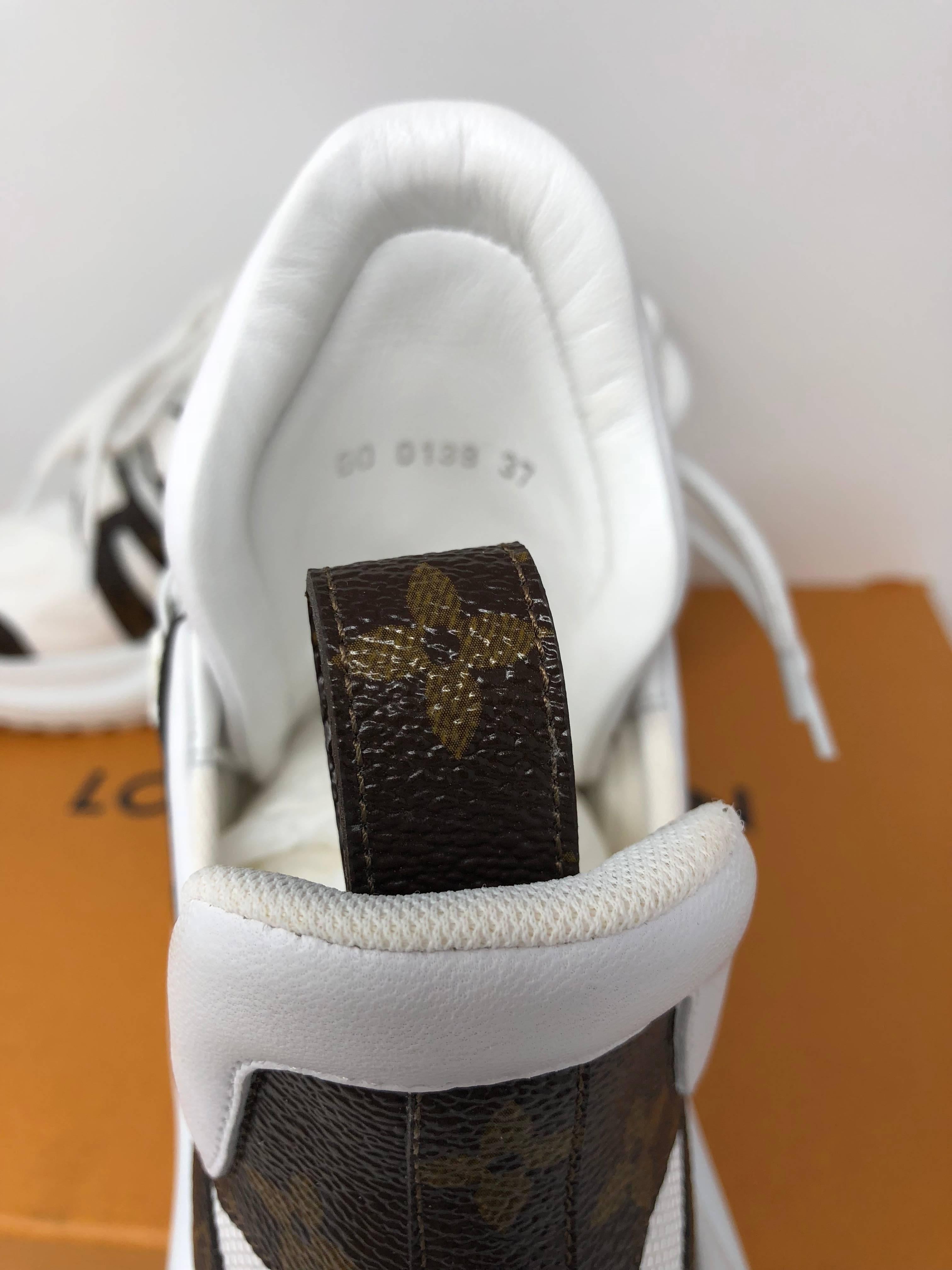 Women's or Men's Louis Vuitton Cloth Trainers