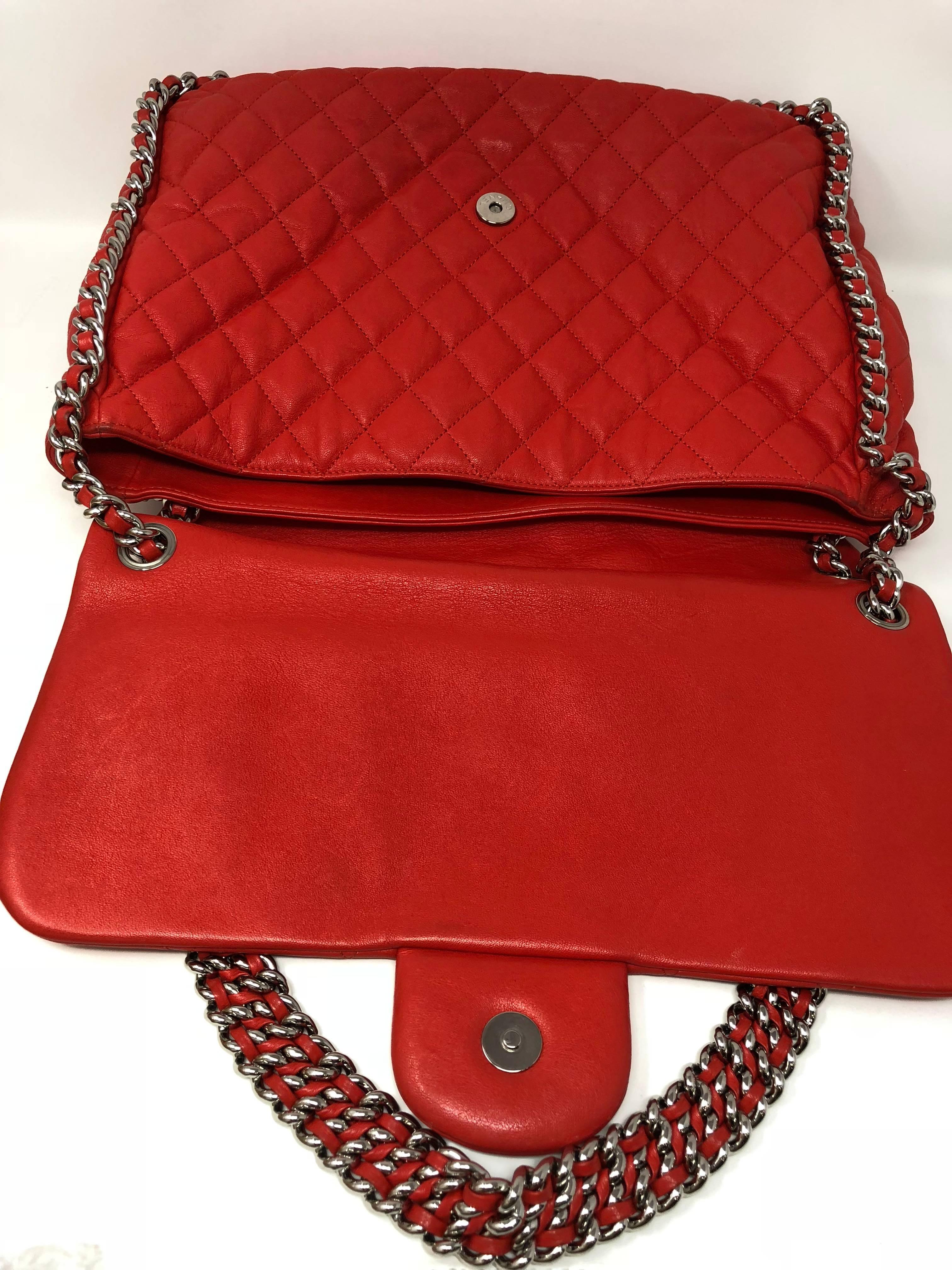 Chanel Red Chain Around Bag 4
