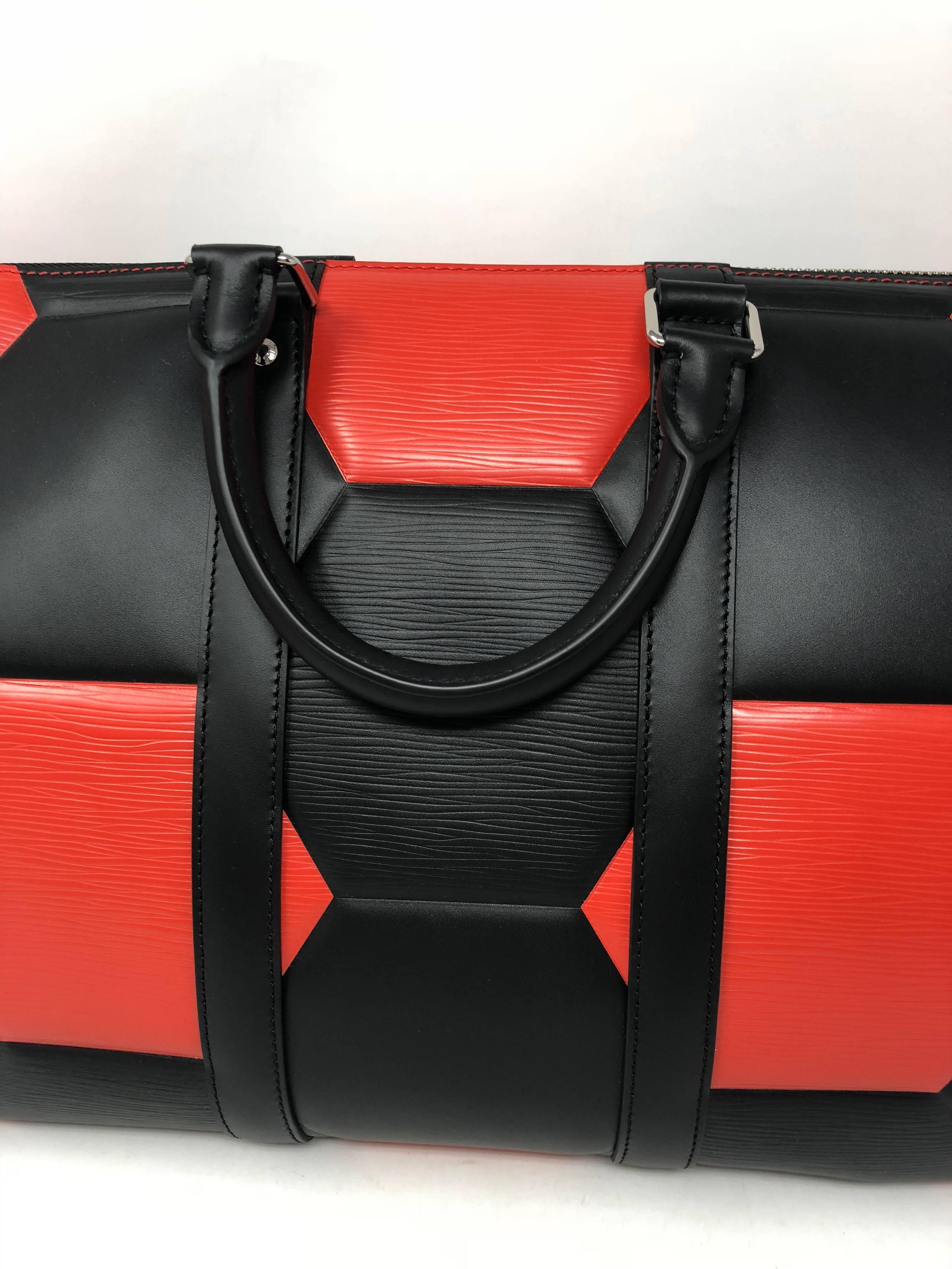 Louis Vuitton Keepall Bandouliere 50 Special Order FIFA World Cup Collection In New Condition In Athens, GA
