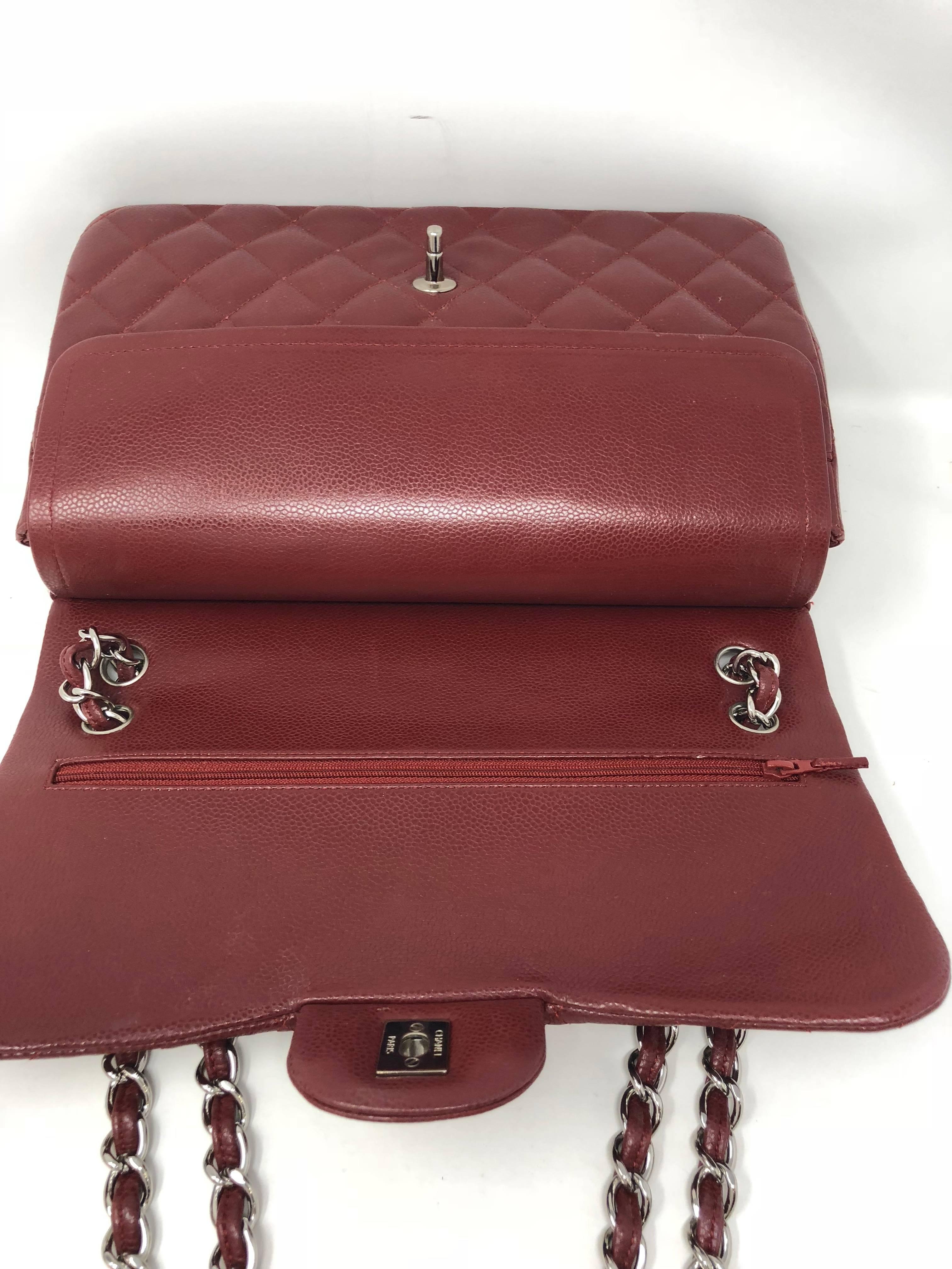 Women's or Men's Chanel Burgundy Caviar Jumbo Bag