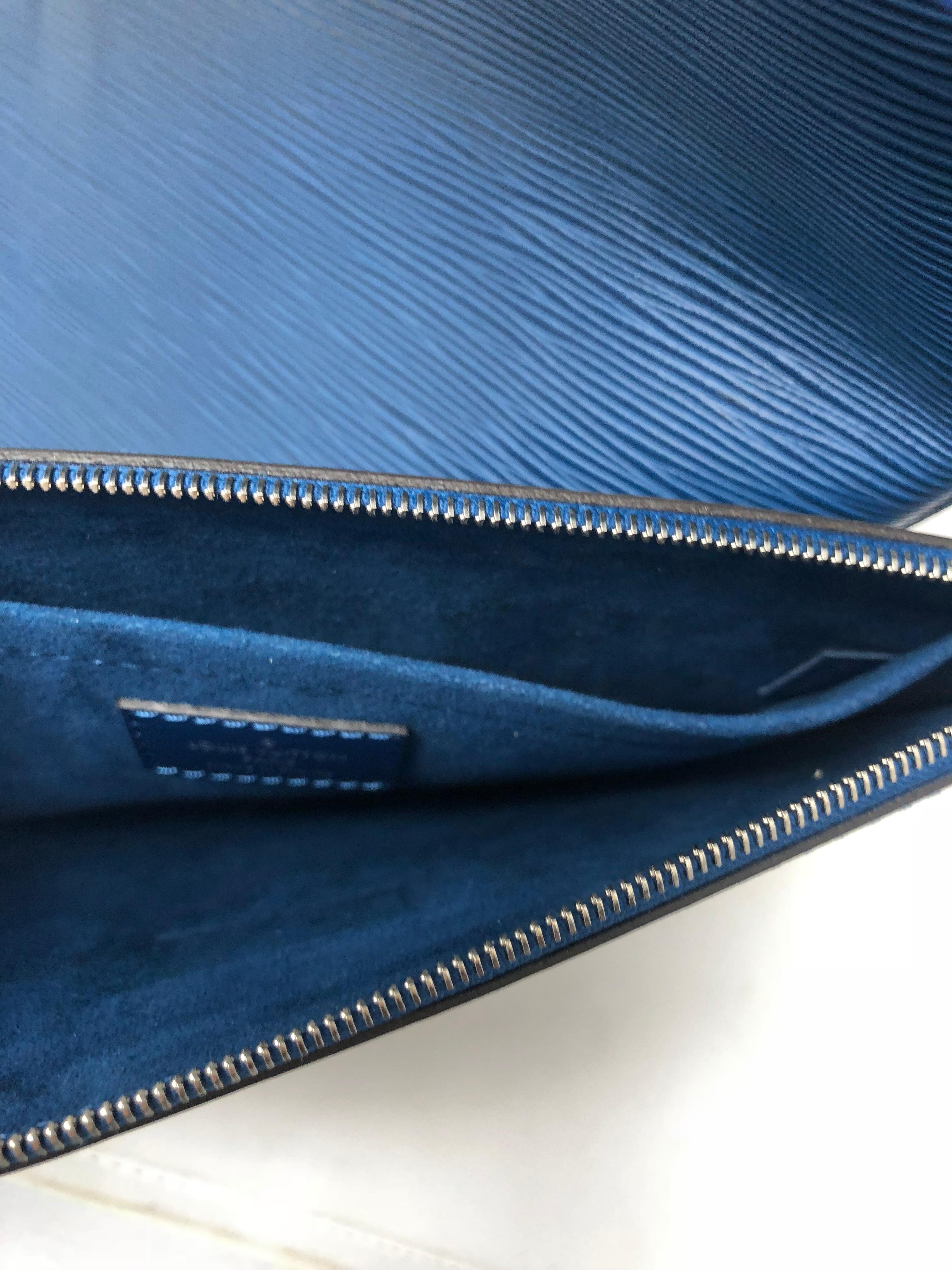 Louis Vuitton Blue Epi Neverfull MM 3