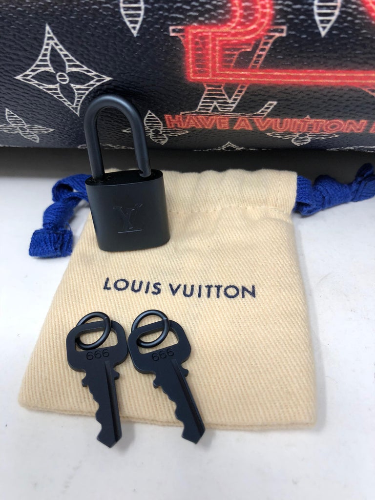 Louis Vuitton Monogram Upside Down Keepall Bandoulière 50 - Blue  Weekenders, Bags - LOU733828