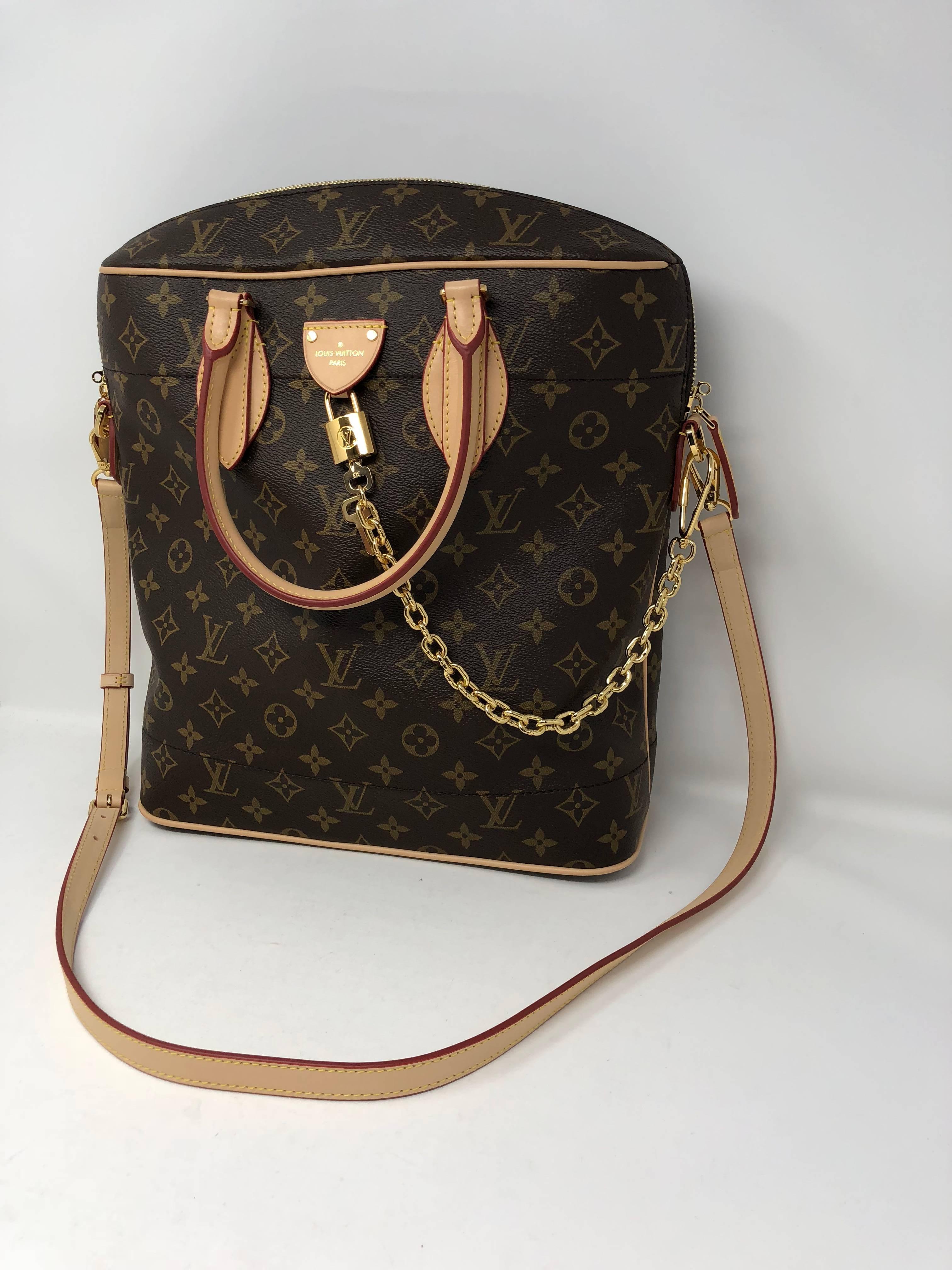 Louis Vuitton Carry All MM Monogram Bag 2