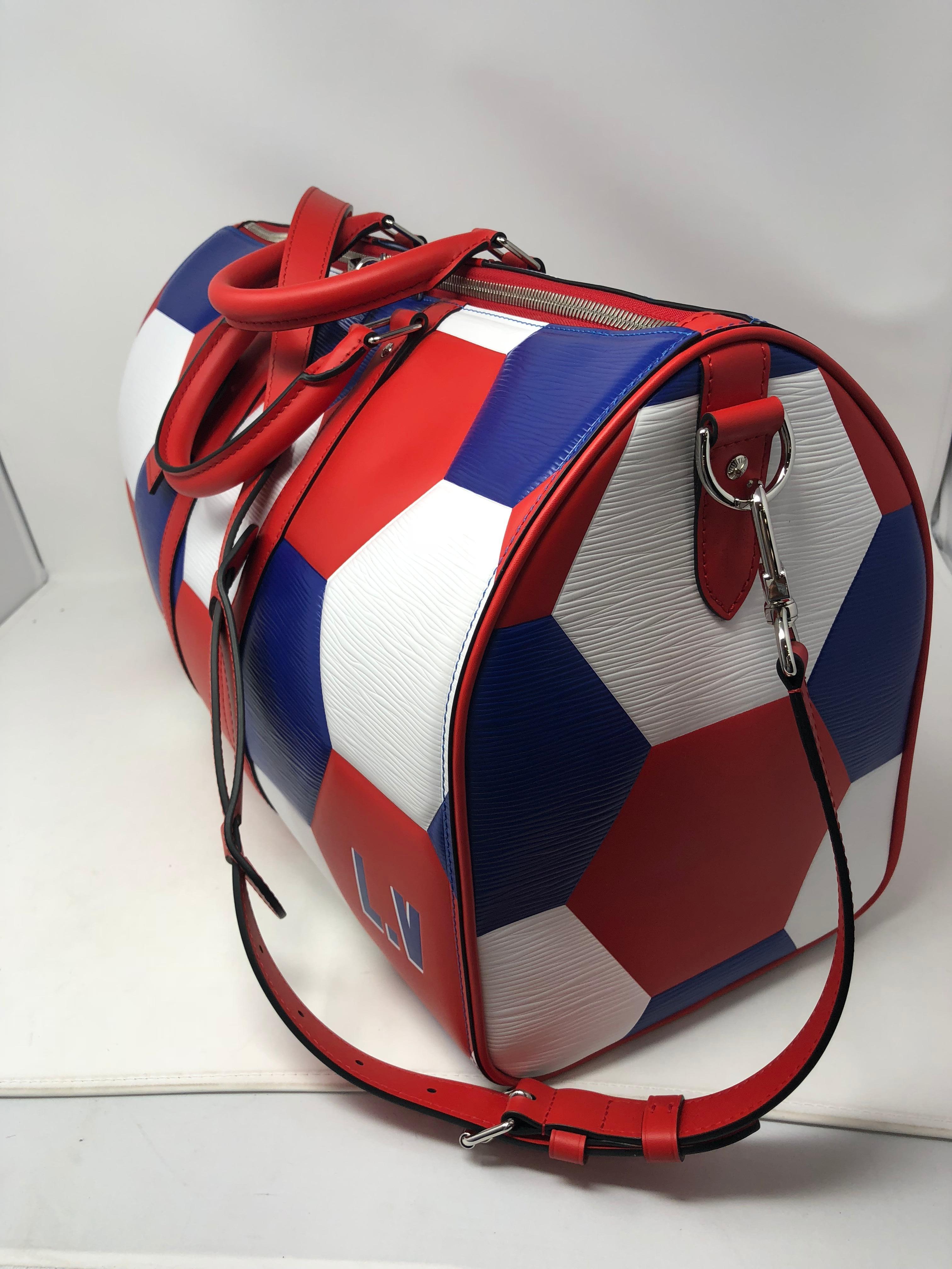Louis Vuitton FIFA World Cup Soccer Keepall 50 Bag In New Condition In Athens, GA