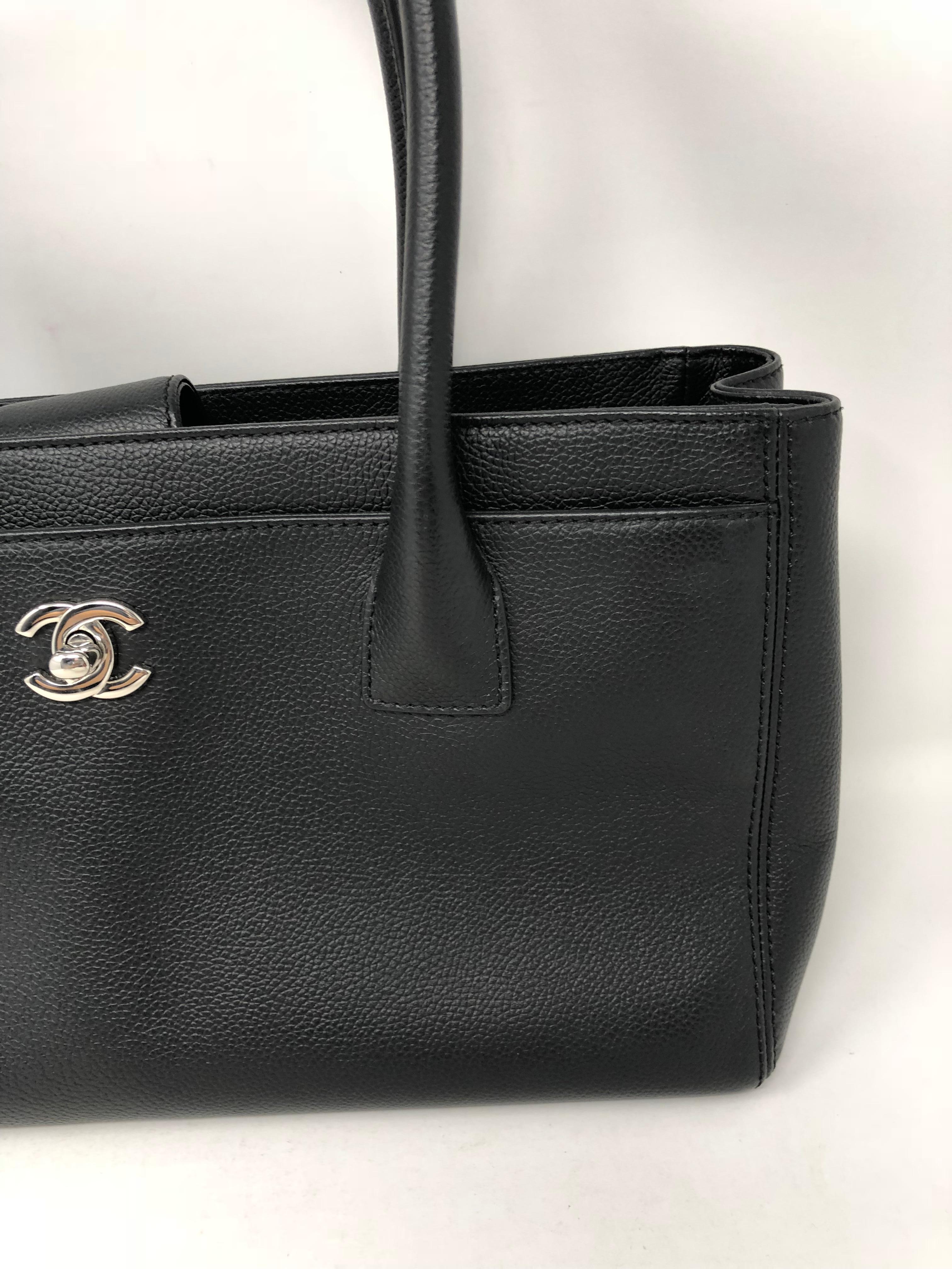 chanel cerf tote small